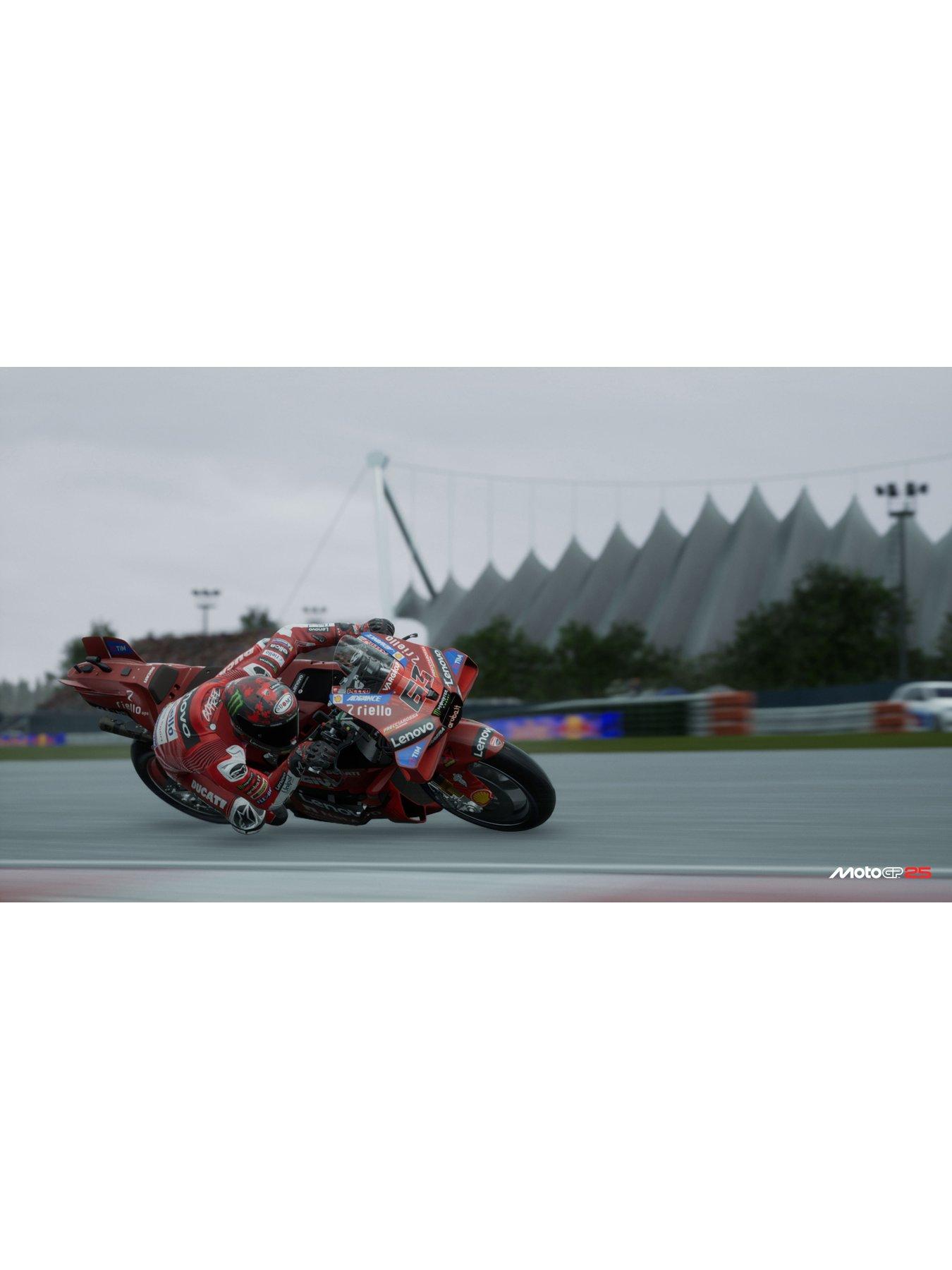 Image 3 of 7 of PlayStation 5 MotoGP25