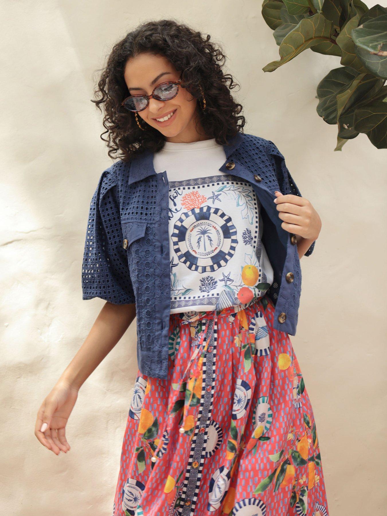 emily-lovelock-kate-print-t-shirt-white