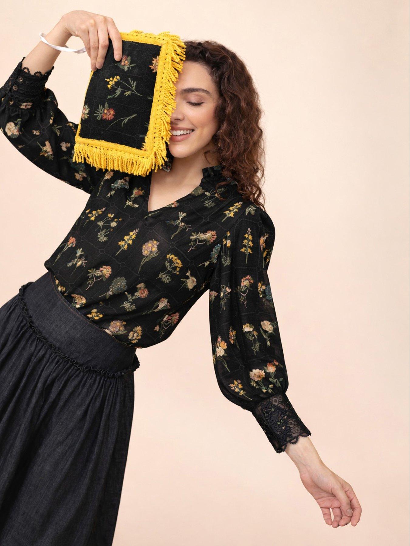 Emily Lovelock Hailey Embroidered Blouse - Black