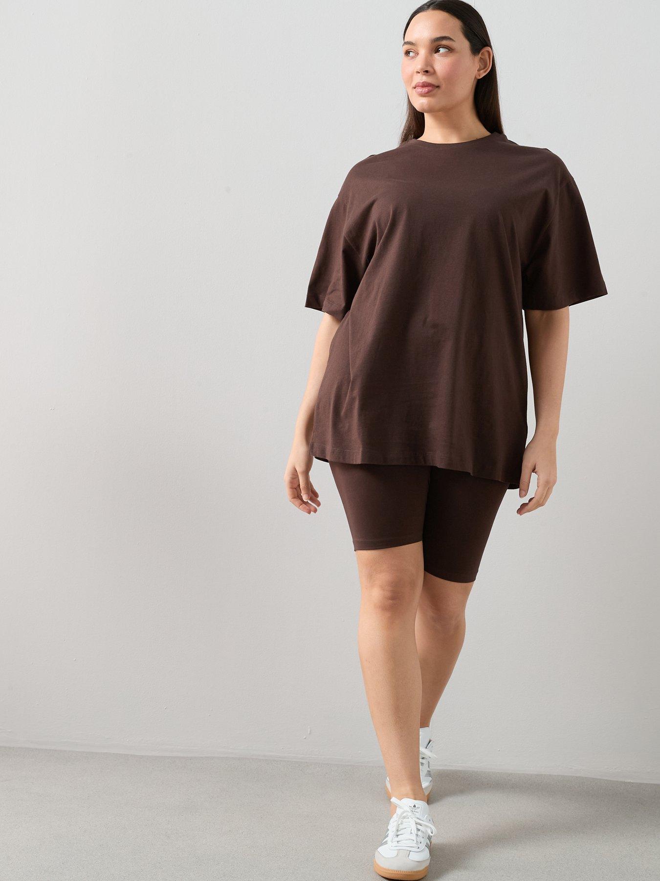 Image 3 of 6 of The Very Collection Curve T-shirt &amp; Cycling Short Co-ord&nbsp;Set
