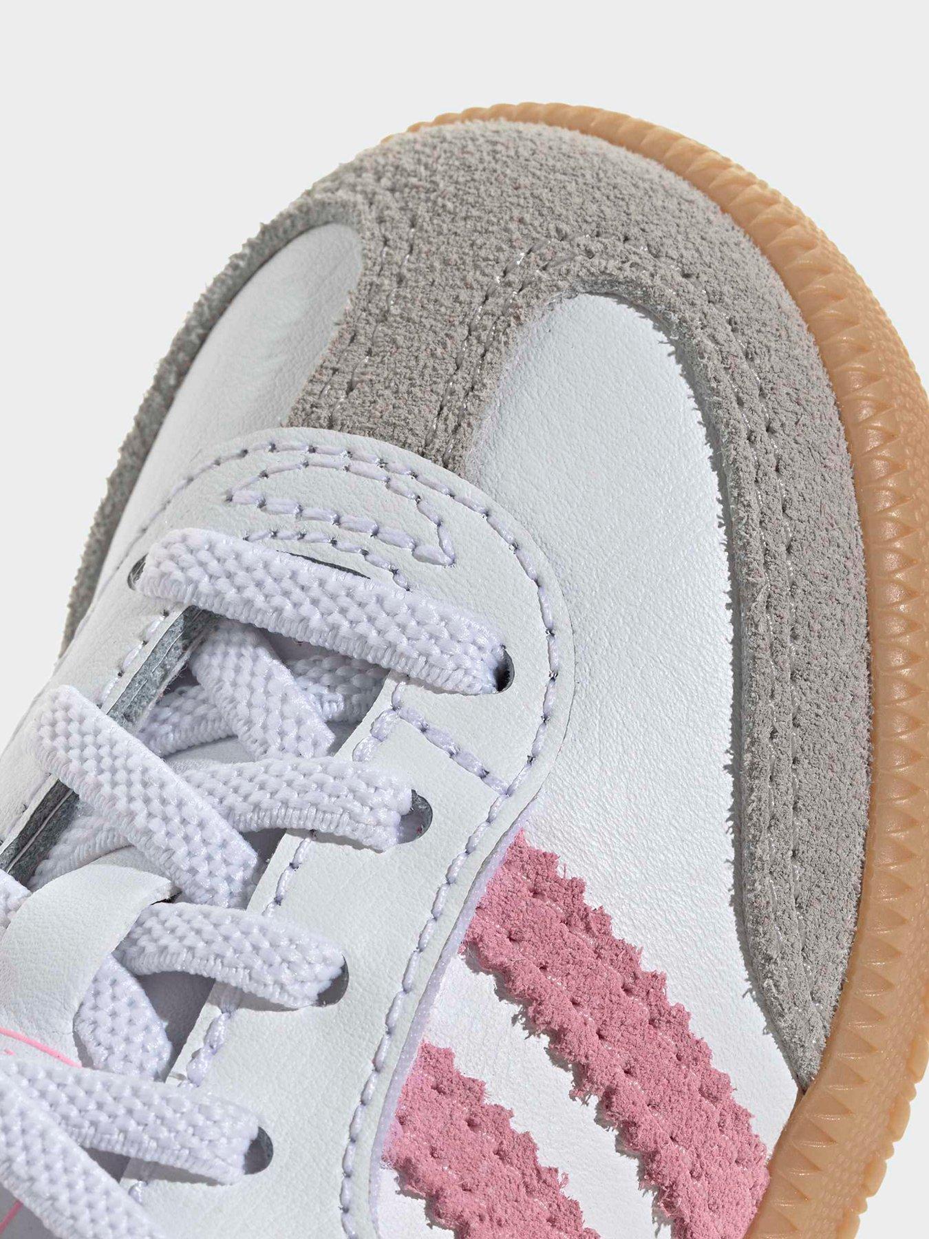 Image 6 of 7 of adidas Originals Infant Samba Elastic Trainers - White
