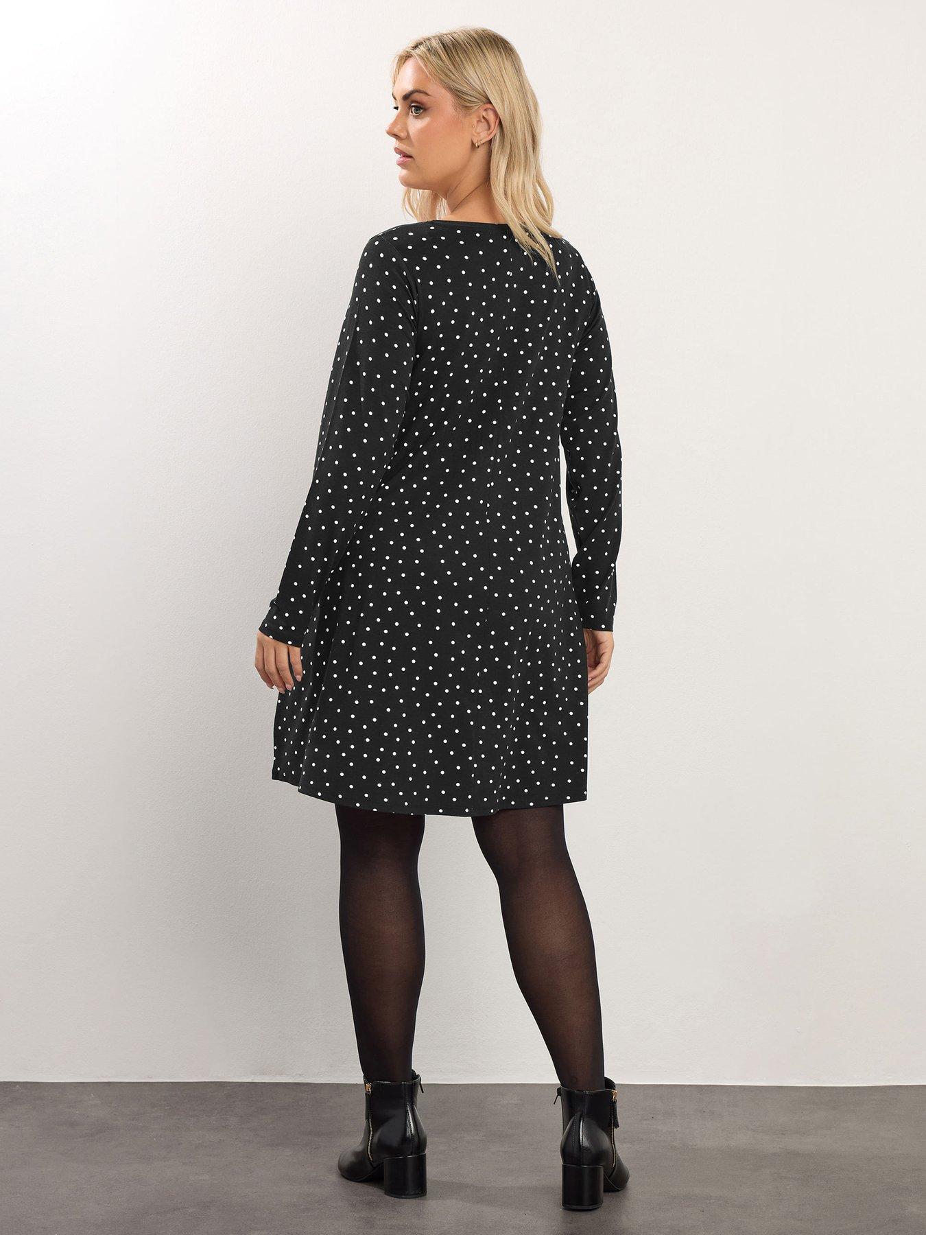  image of yours-curve-pleat-front-dress-black