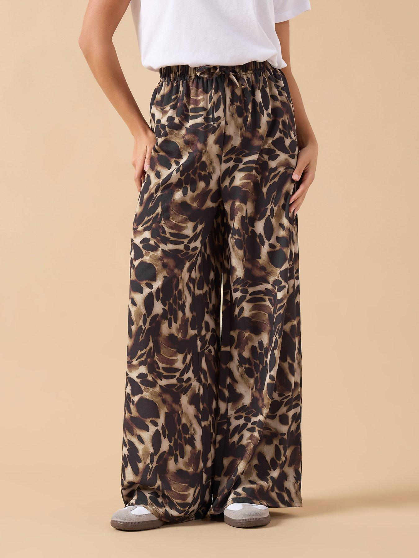 PixieGirl Petite Animal Bubble Crepe Wide Leg Trouser