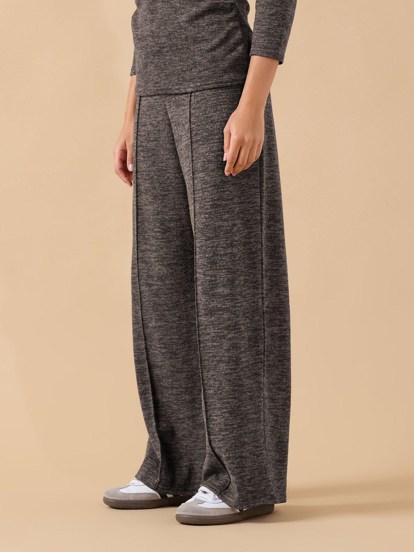 PixieGirl Petite Soft Touch Wide Leg Trouser - Brown