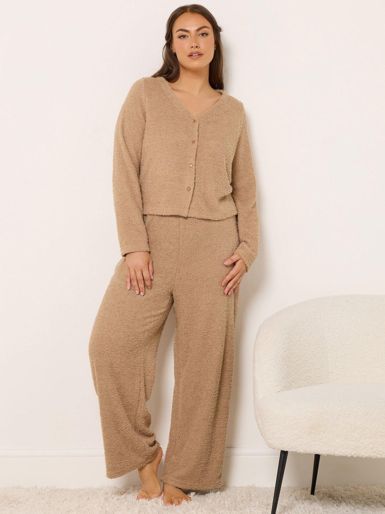 Image 3 of 4 of Yours Curve Chenille Cardigan - Brown