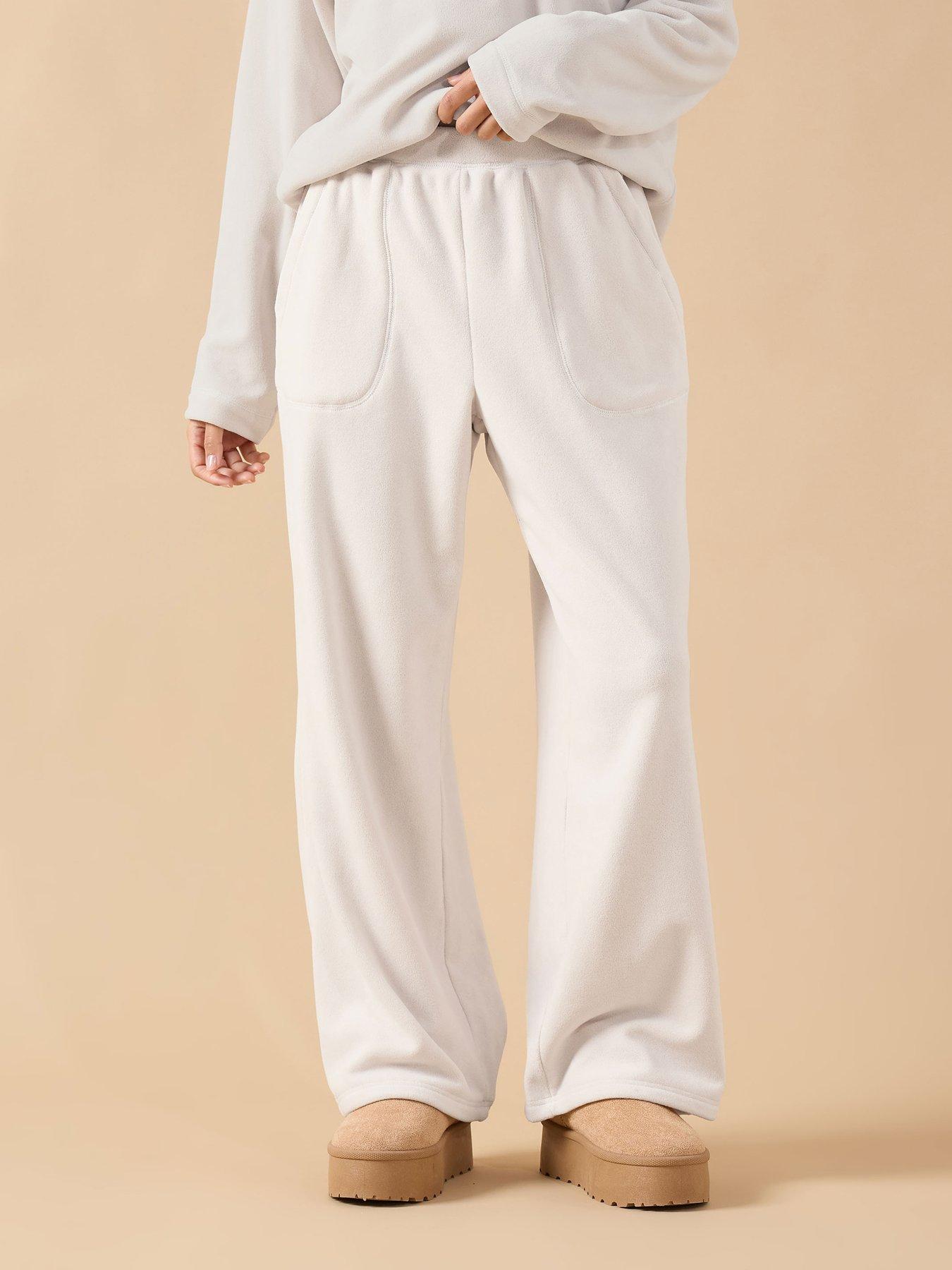 Image 4 of 5 of PixieGirl Petite Fleece Wide Leg Loung Trouser - Ivory