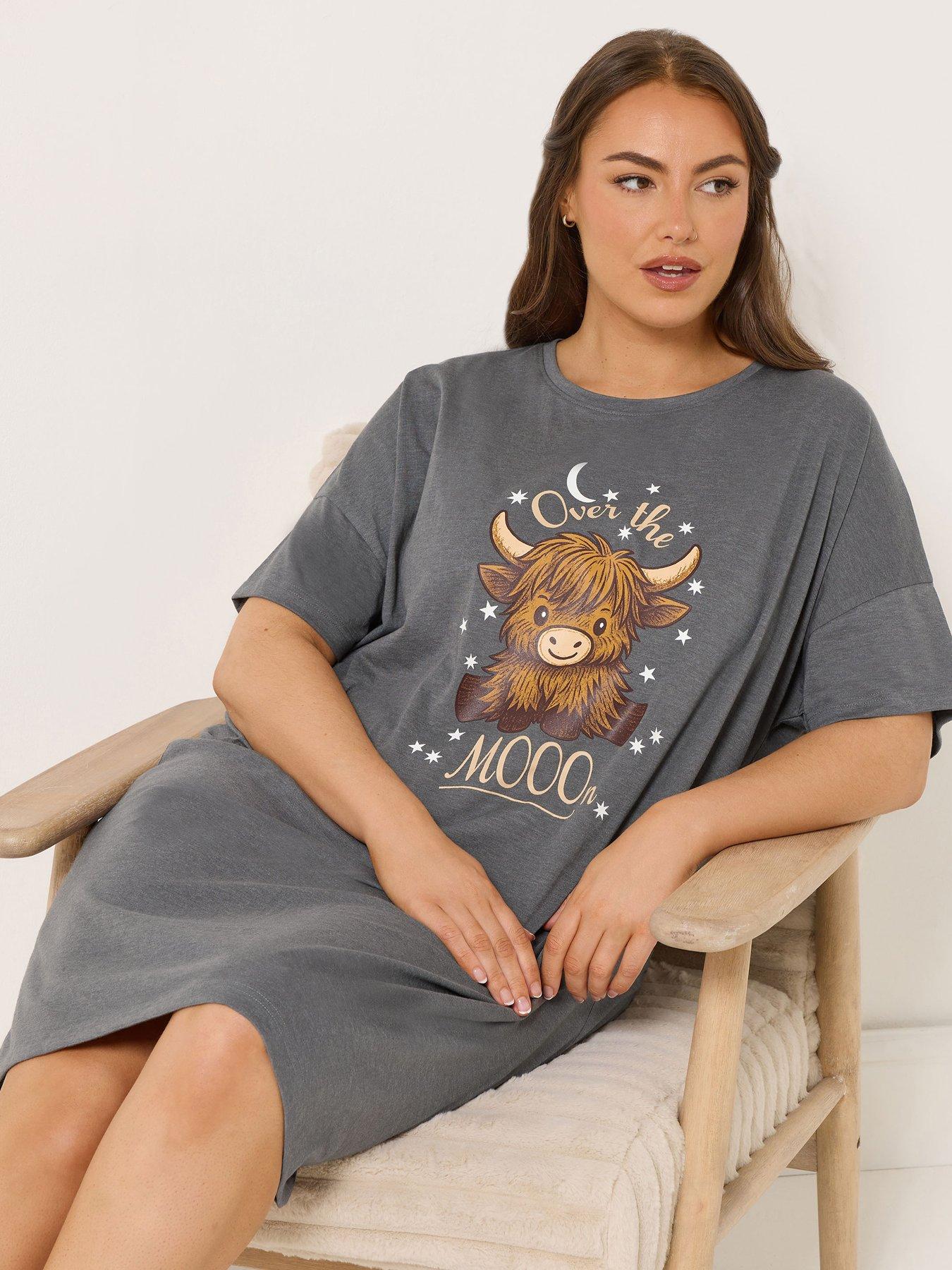  image of yours-curve-highland-cow-sleeptee-nightdress-grey