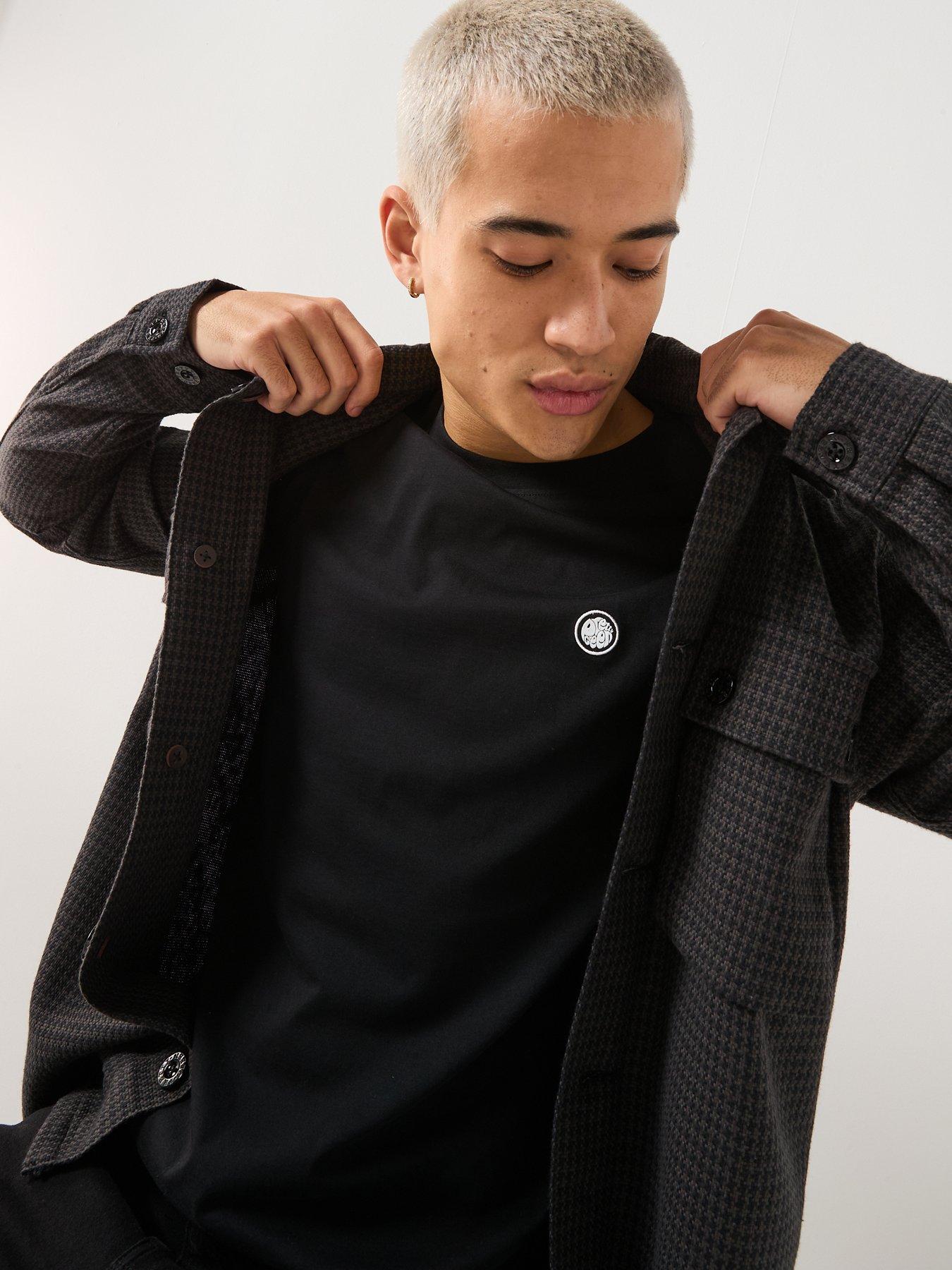  image of pretty-green-mitchell-t-shirt-black