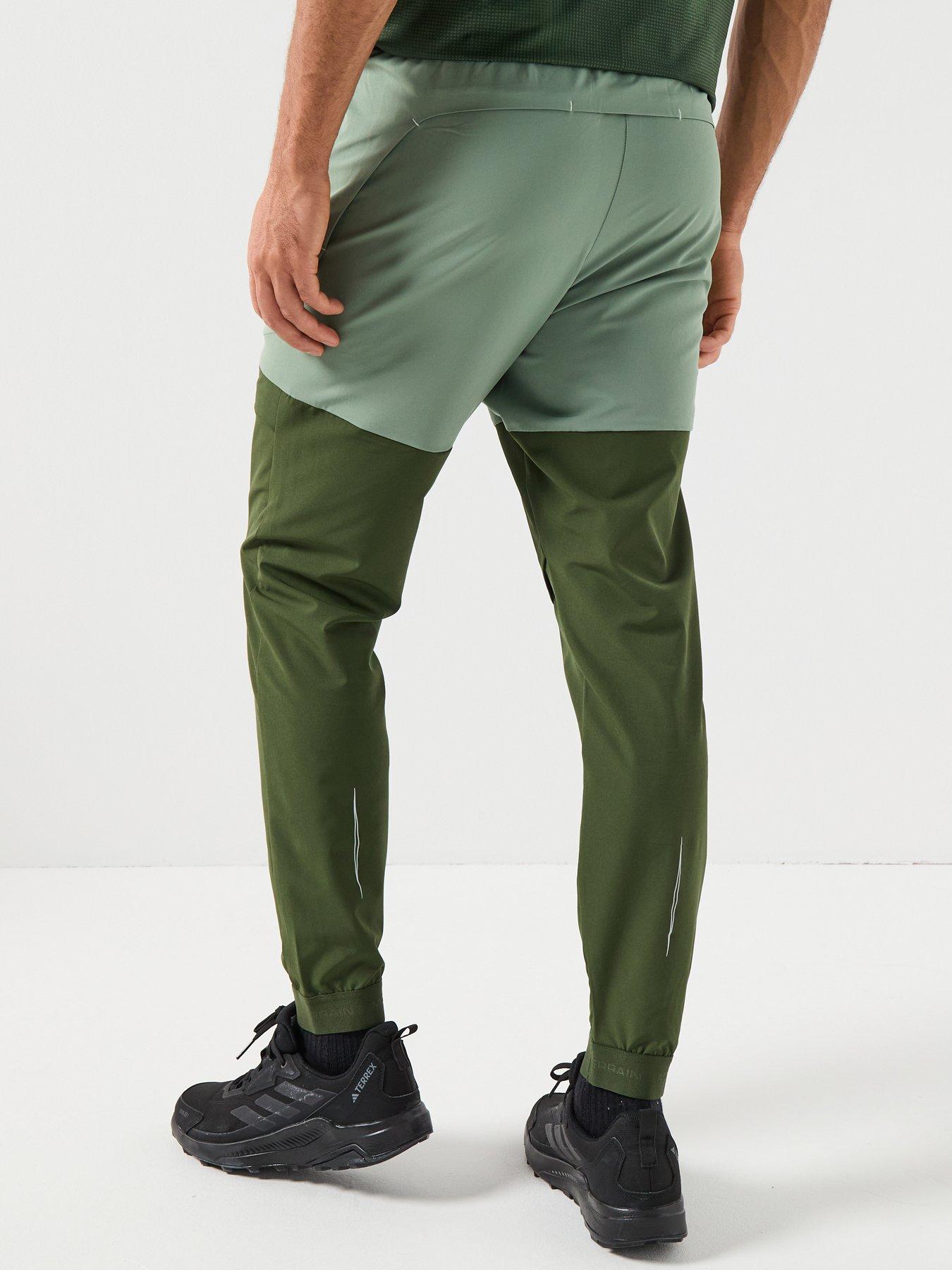  image of monterrain-mens-vault-woven-running-pant-green