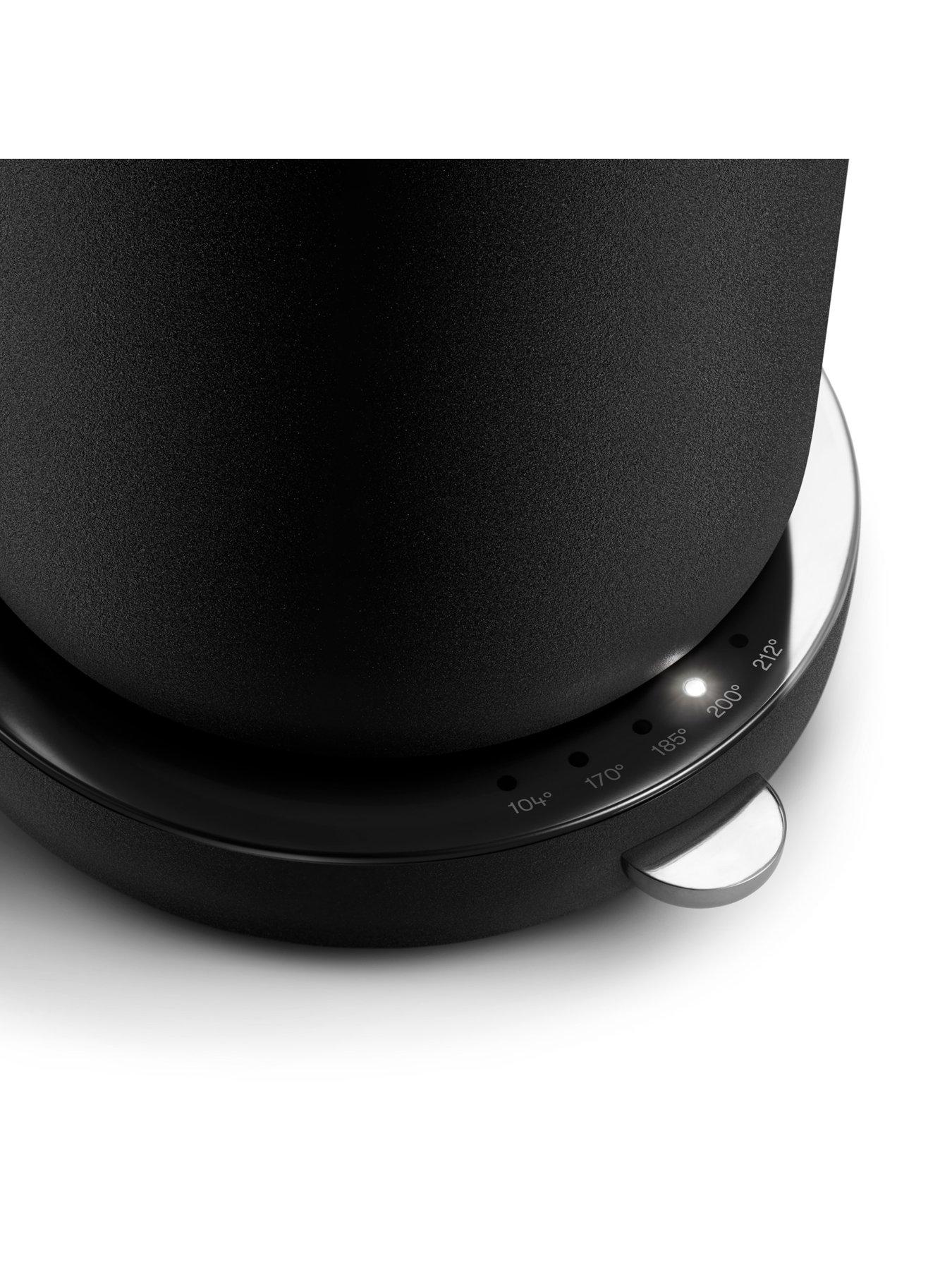 Image 3 of 7 of Aarke Kettle - Matte Black