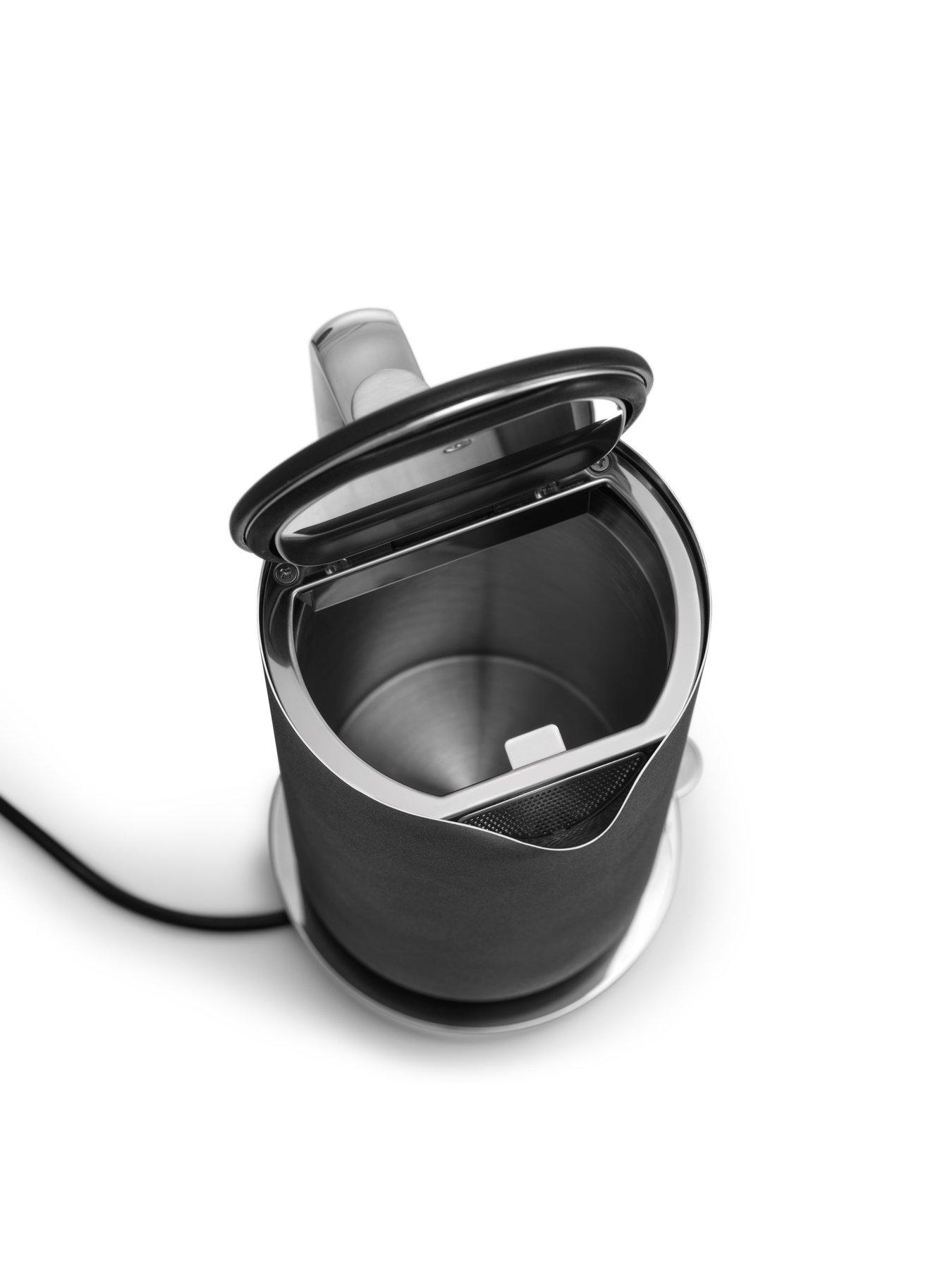 Image 4 of 7 of Aarke Kettle - Matte Black
