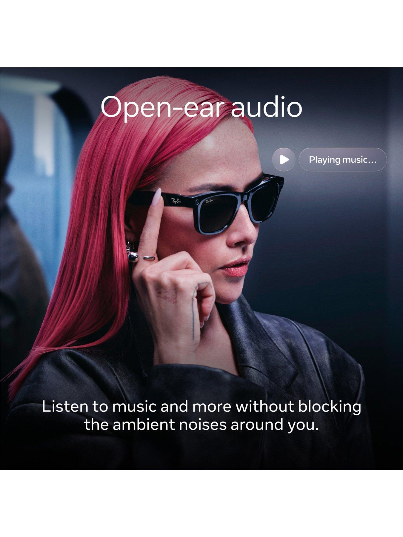 Image 5 of 8 of Ray-Ban Meta Wayfarer (Gen 2) - Shiny Cosmic Blue, Transitions<sup>&reg;</sup> Sapphire lenses