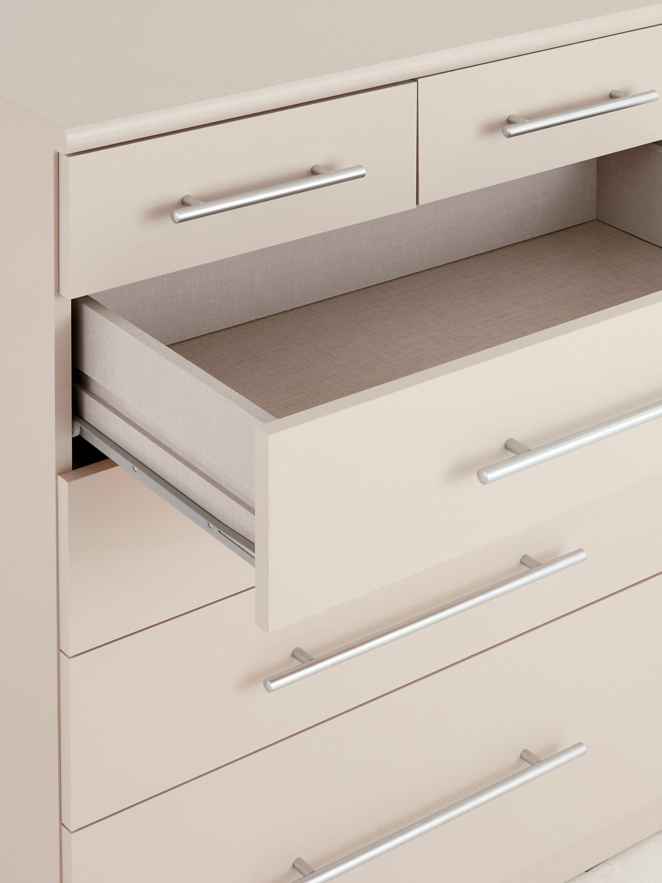 Image 5 of 7 of The Very Collection Prague Graduated 4 +&nbsp;2&nbsp;Drawer&nbsp;Chest - Oatmeal - FSC&reg; Certified