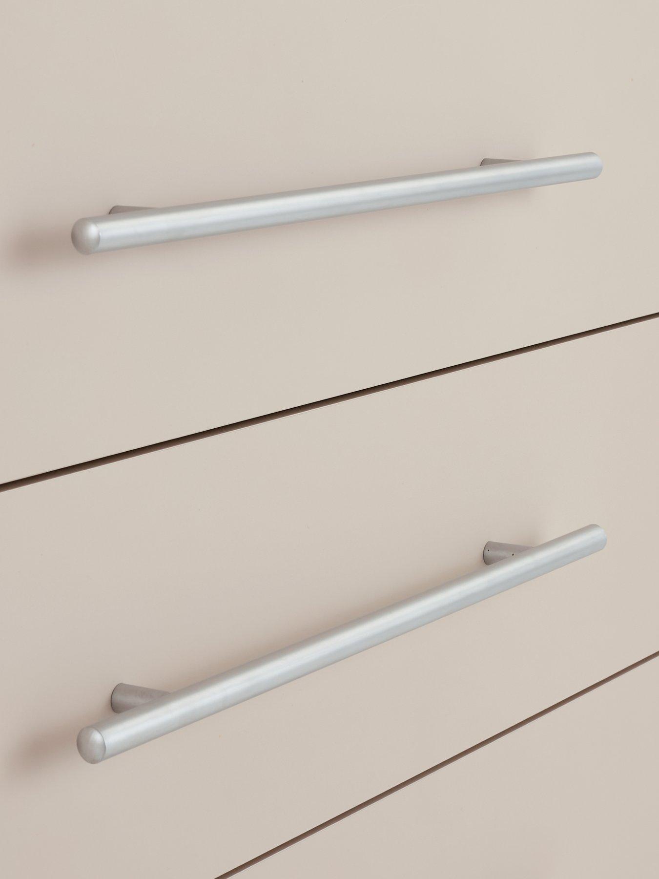 Image 6 of 7 of The Very Collection Prague Graduated 4 +&nbsp;2&nbsp;Drawer&nbsp;Chest - Oatmeal - FSC&reg; Certified