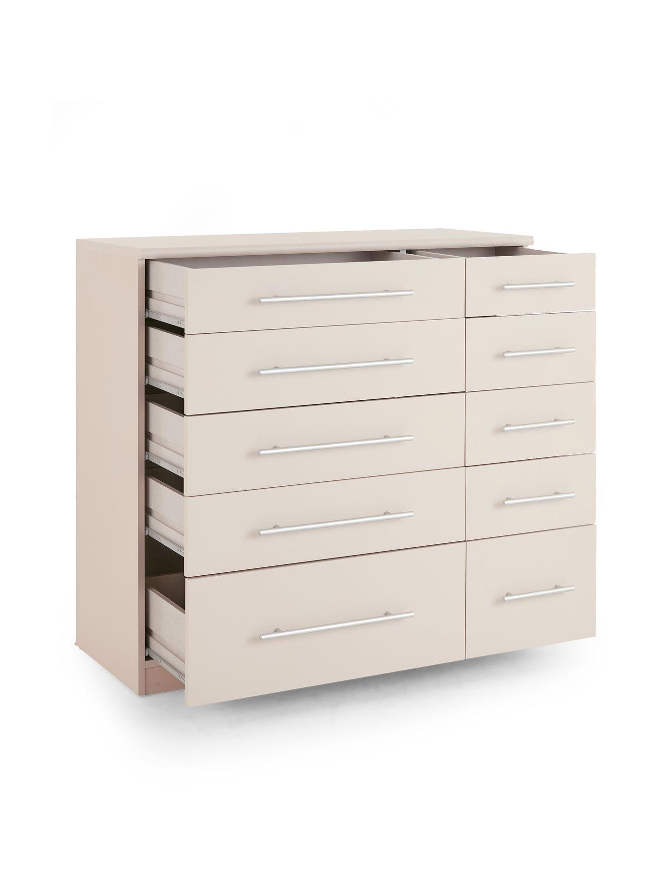 Image 4 of 7 of The Very Collection Prague Graduated 5 +&nbsp;5 Chest - Oatmeal - FSC&reg; Certified
