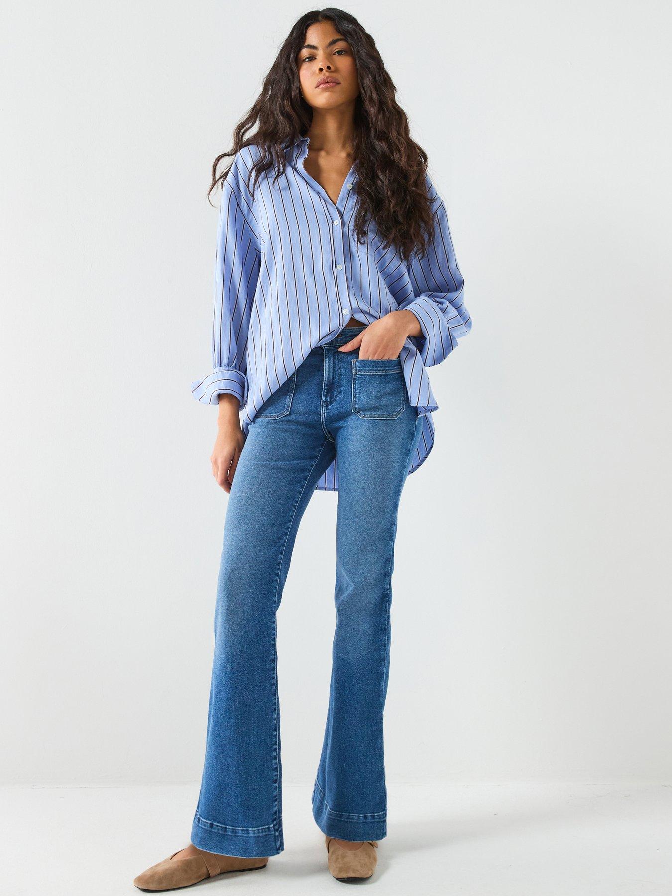 Image 3 of 6 of Wrangler Flare Raven Jeans - Blue