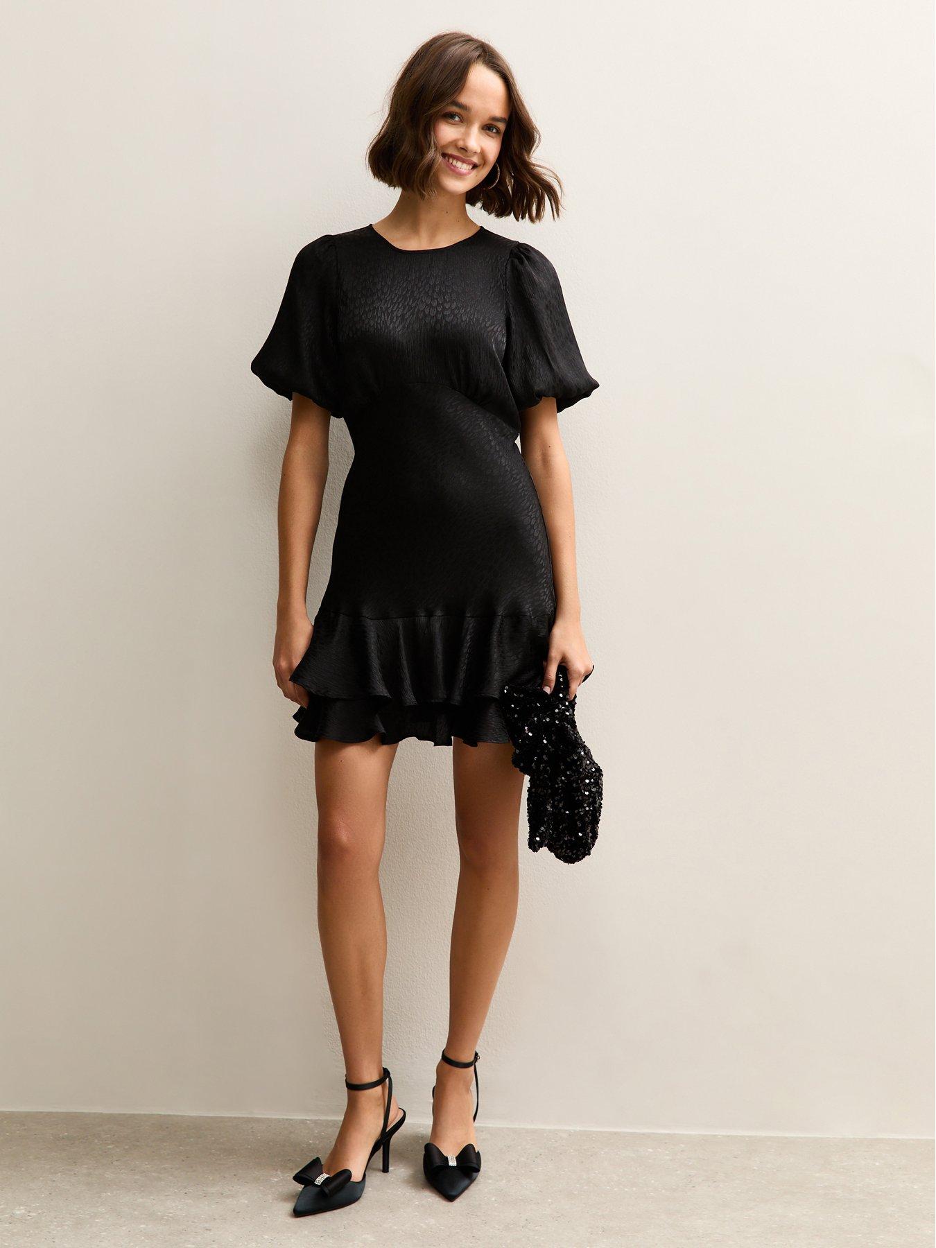 Image 3 of 5 of New Look Jacquard Feather Pattern Mini Dress - Black