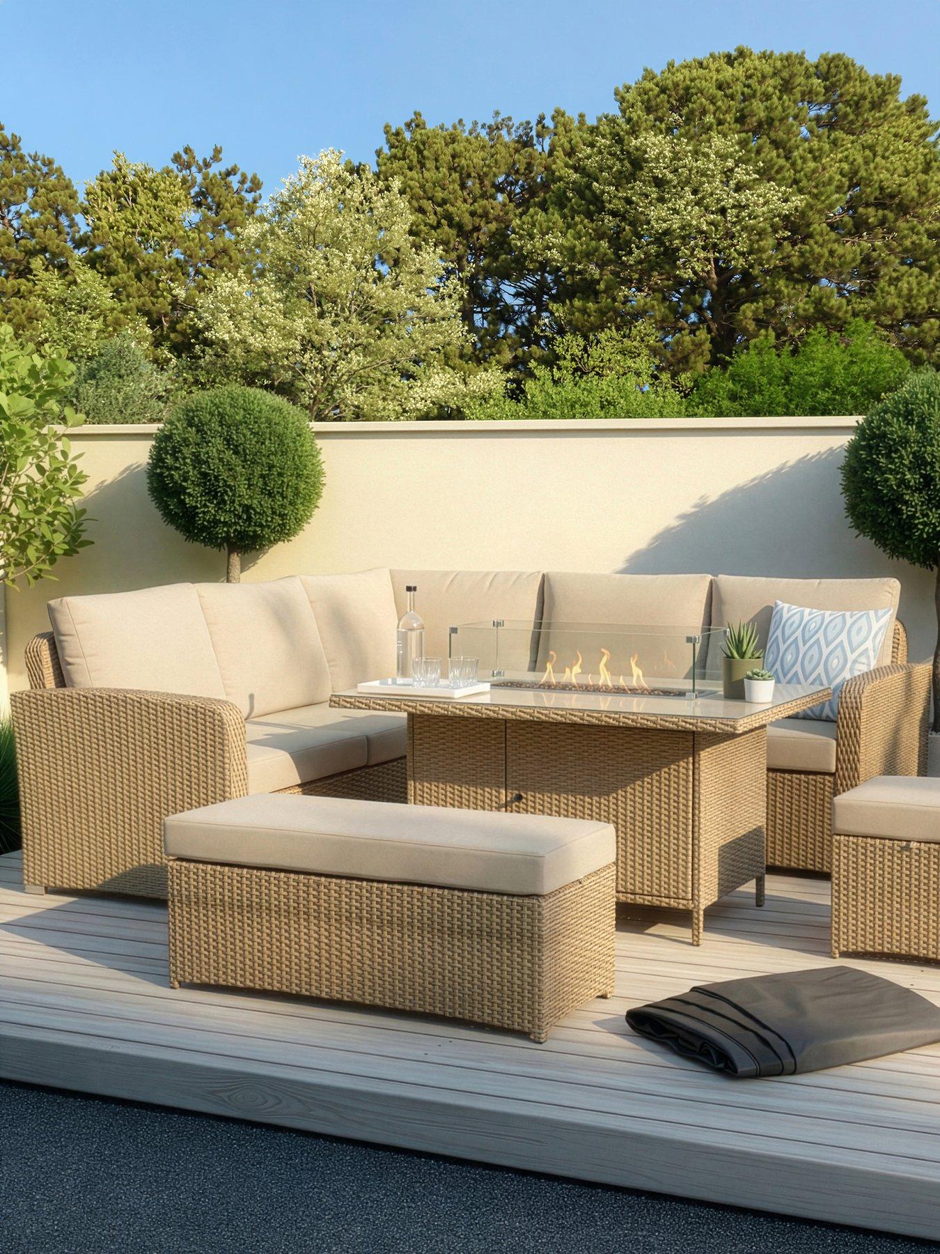 The Very Collection Cayman Corner Set With Firepit Table