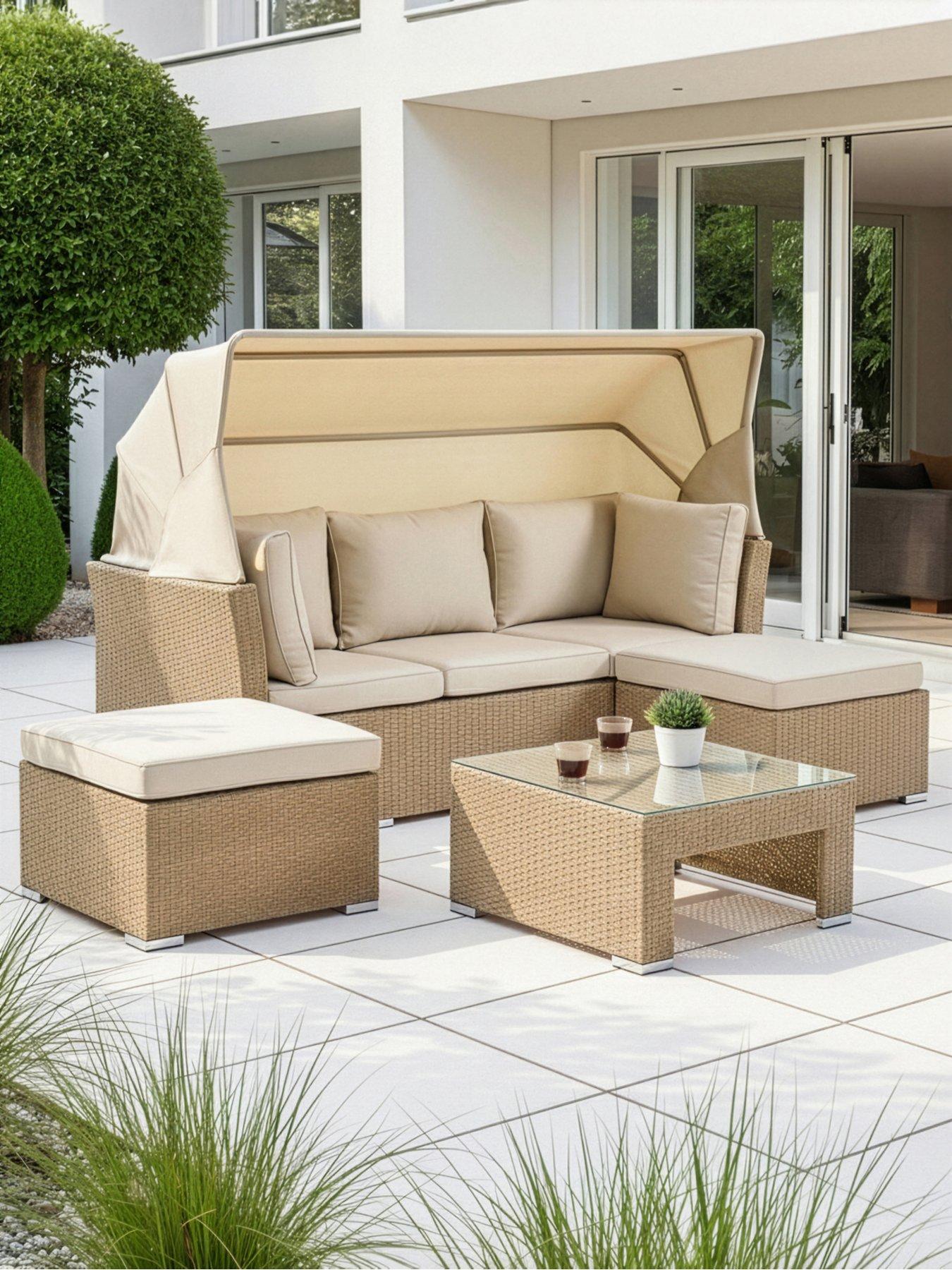 The Very Collection Cayman Sunbed Set with Canopy
