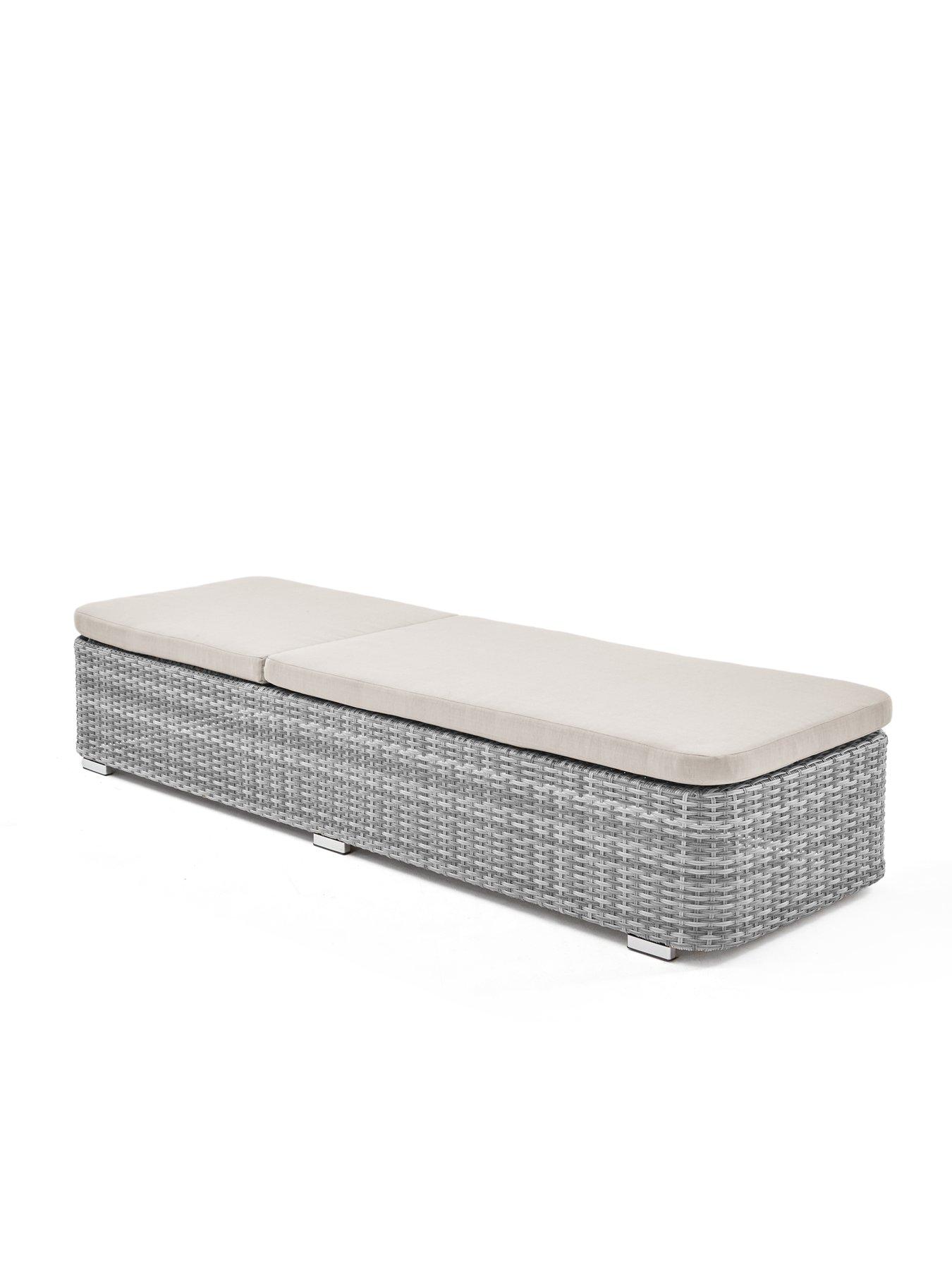 Image 3 of 7 of The Very Collection Verdura Lounger