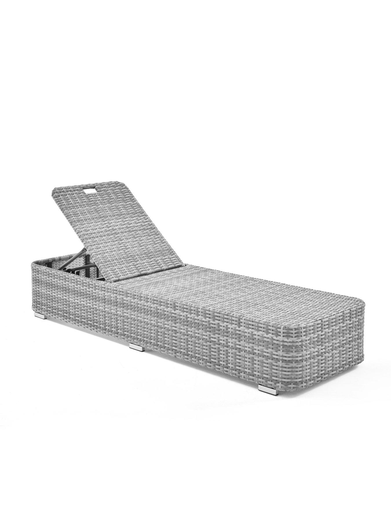 Image 4 of 7 of The Very Collection Verdura Lounger