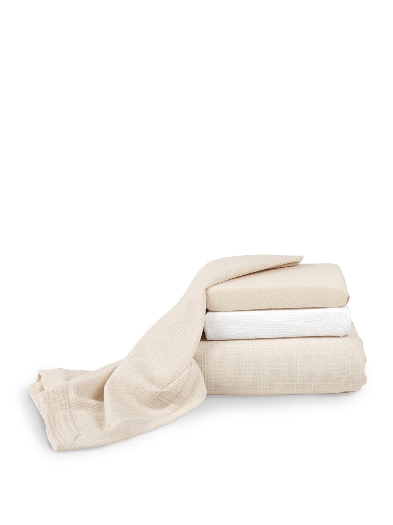 Image 2 of 8 of CuddleCo 4pc Cot Bed Bedding Set - Cashmere Waffle