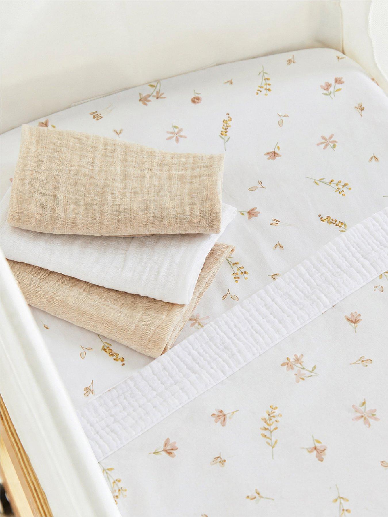CuddleCo Universal Crib/ Co Sleeper Bedding set - Cashmere Meadow