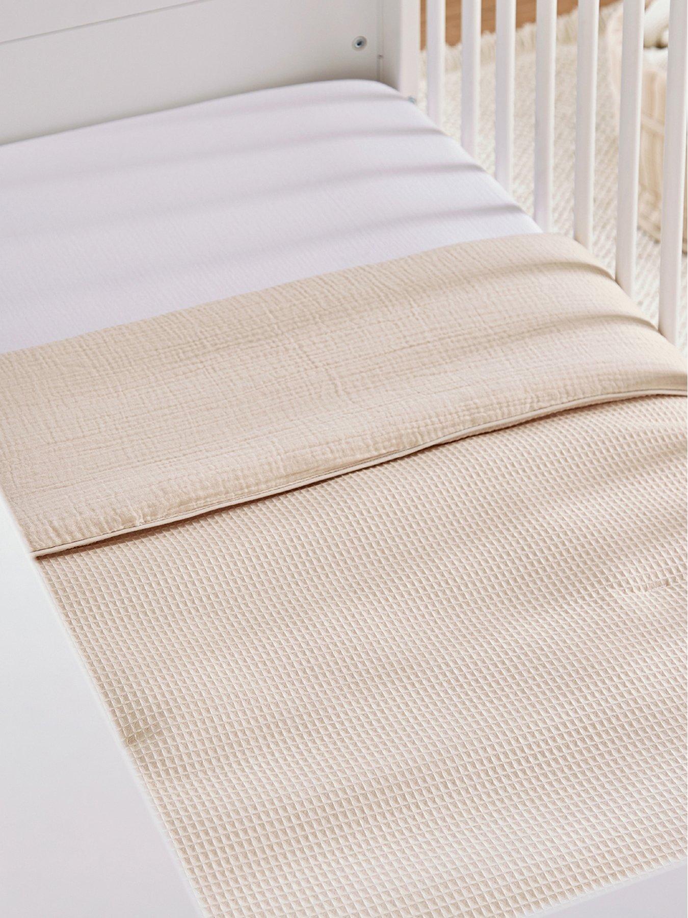 cuddleco-cot-bed-quilt-cashmere-waffle