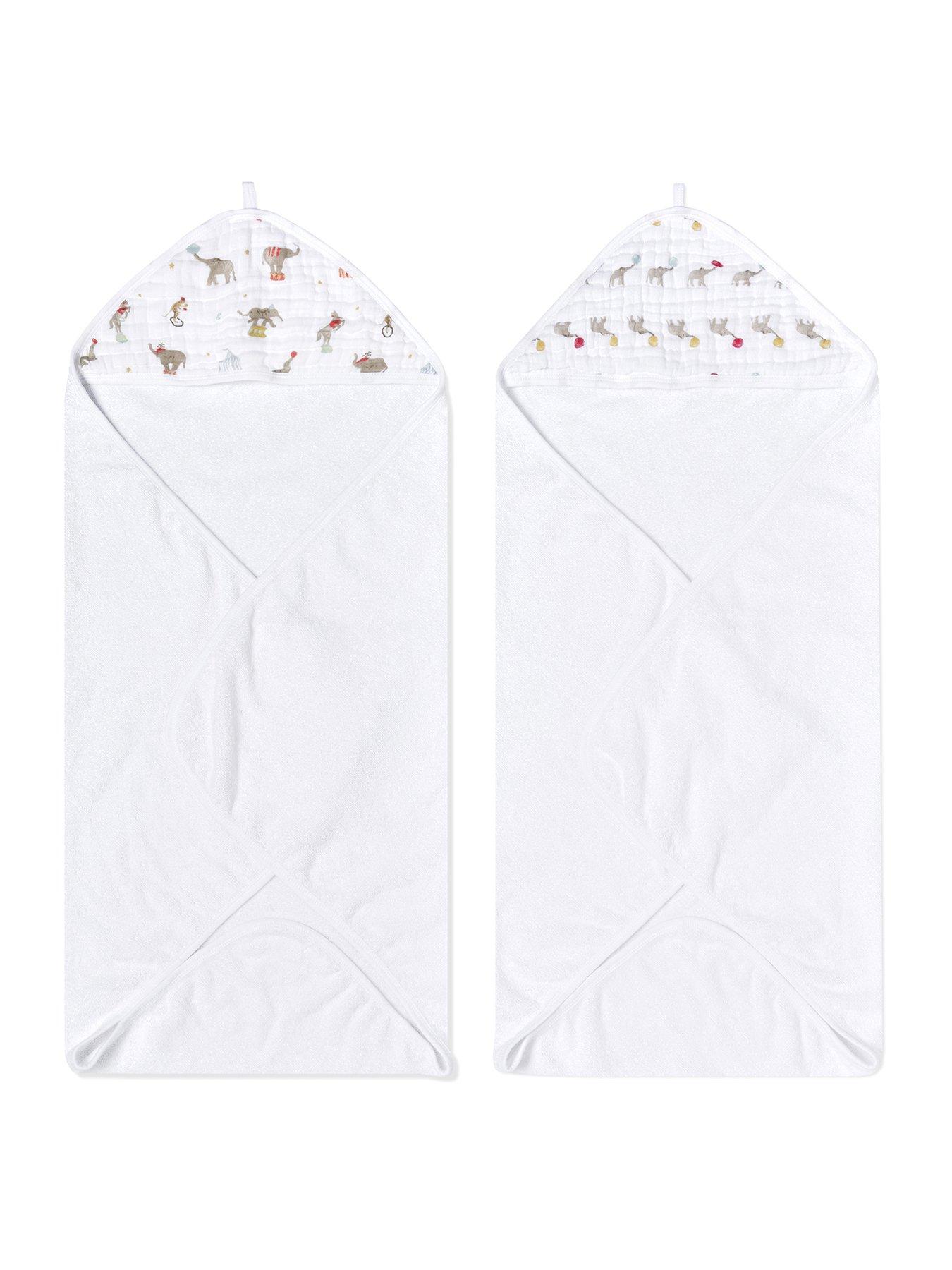 Image 2 of 6 of aden + anais Essentials 2-Pack Hooded Towel - Elephant Circus