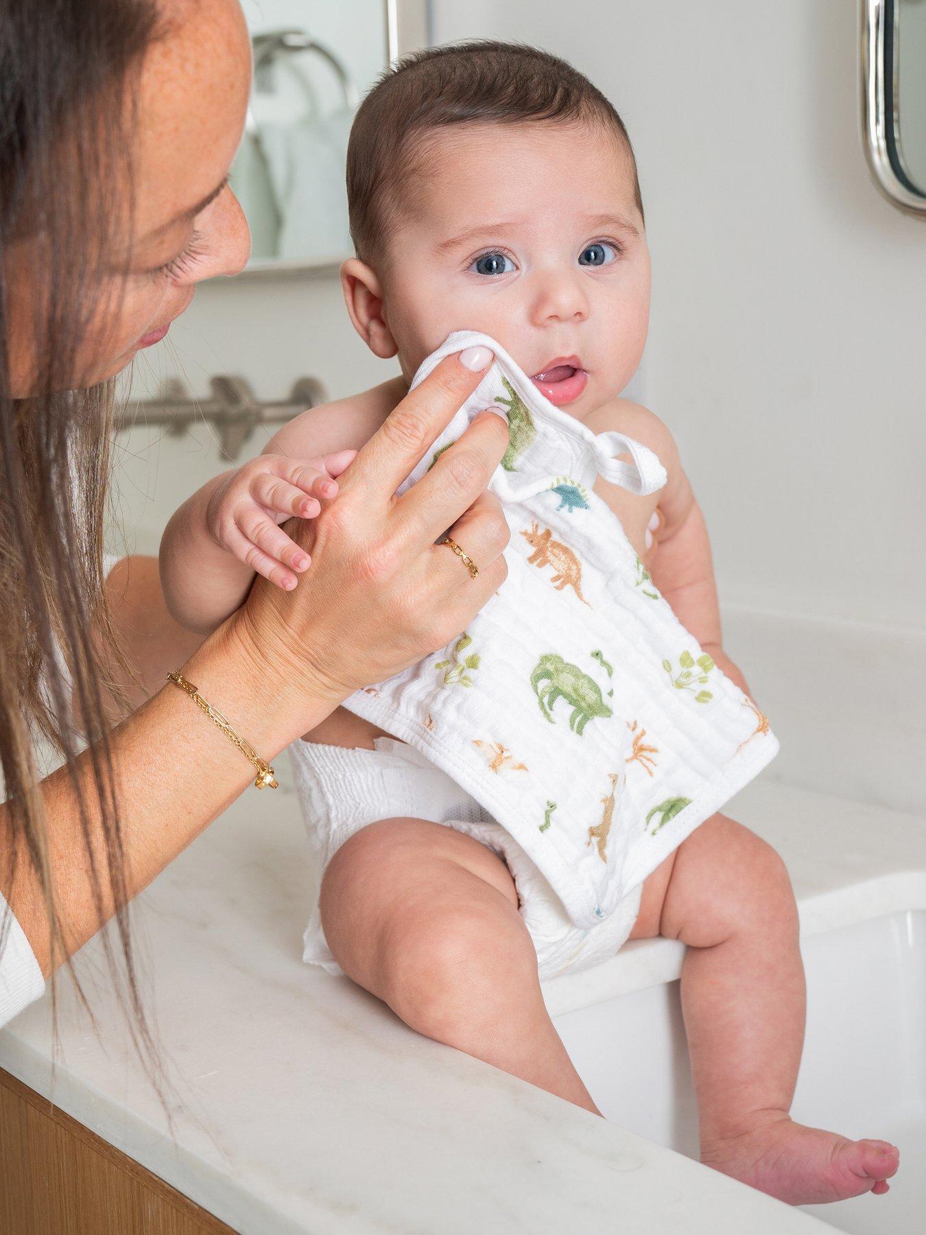 aden-anais-essentials-3-pack-cotton-muslin-washcloth-set-dino-jungle