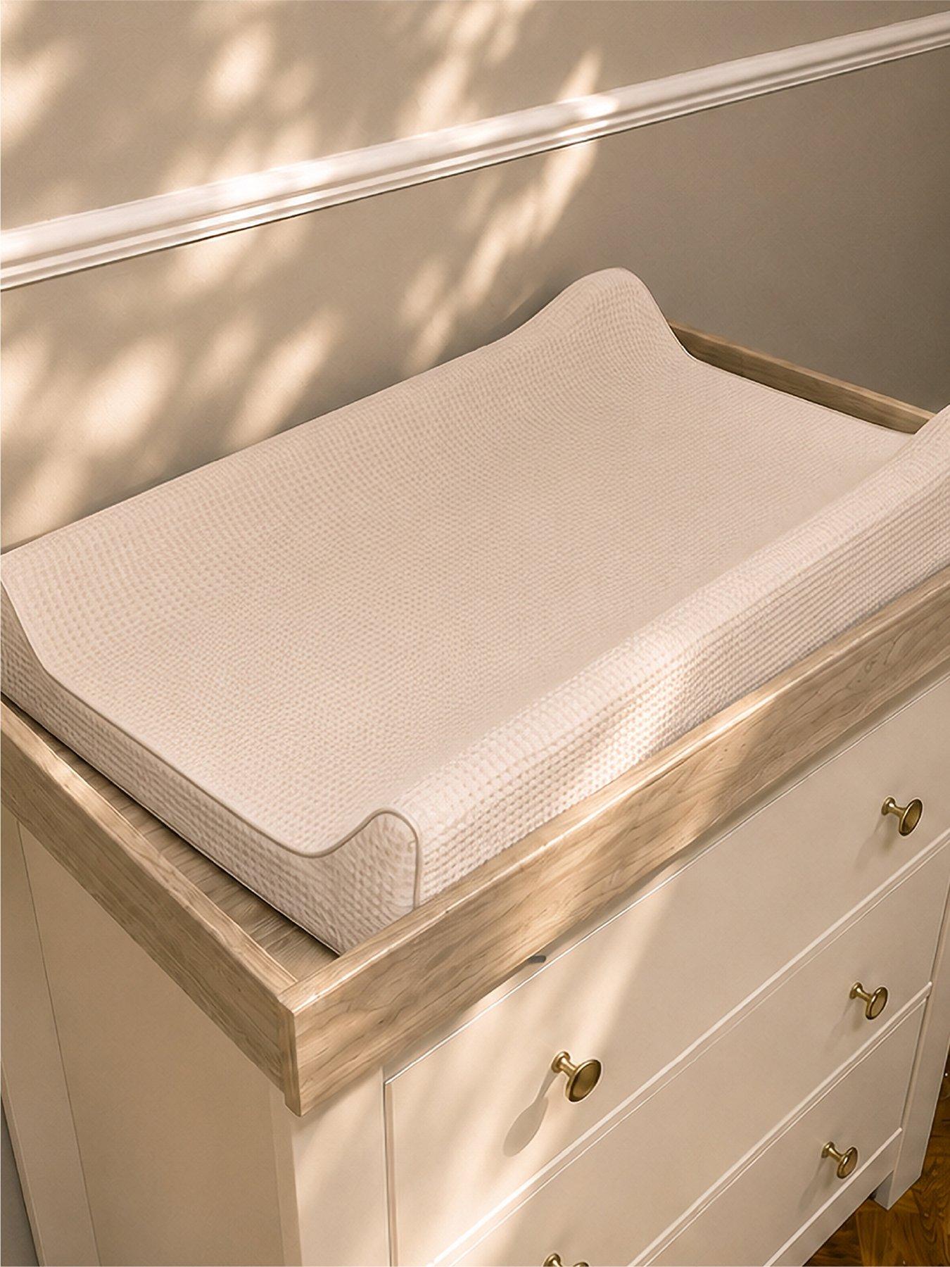 CuddleCo Wedge Changing Mat - Cashmere Waffle