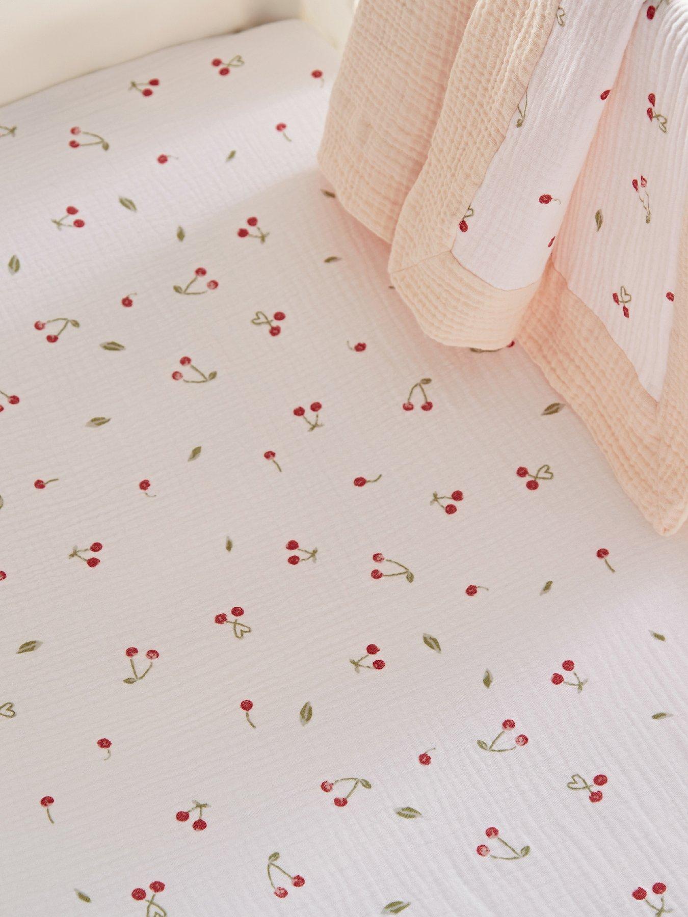 CuddleCo Universal Crib/ Co Sleeper Sheets 2pk - Ditsy Cherry