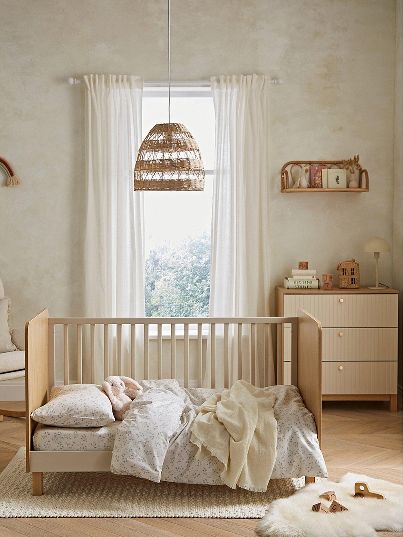 Image 5 of 7 of CuddleCo Remi 2pc Set 3 Drawer Dresser, Cot Bed  Oak/cashmere