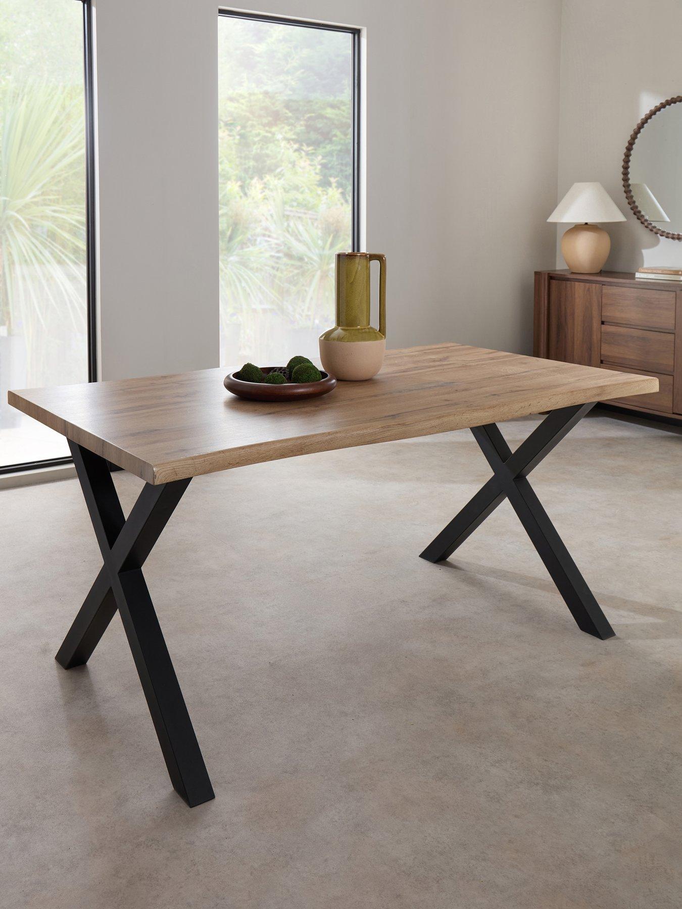 The Very Collection Mathers 160 cm Dining Table - Oak/Black - FSC® Certified