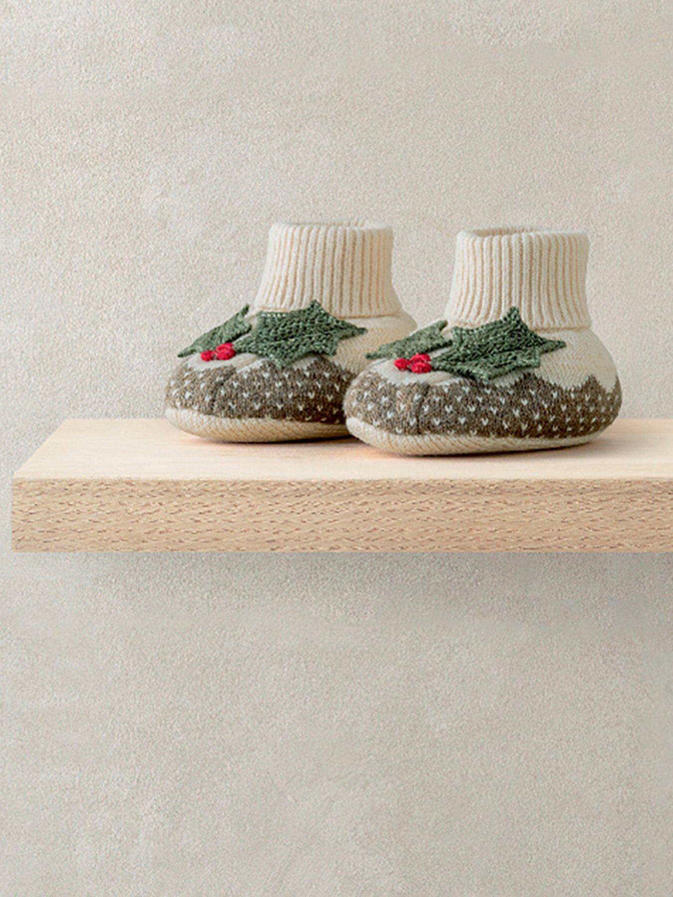  image of mamas-papas-baby-unisex-christmas-pudding-booties-beige