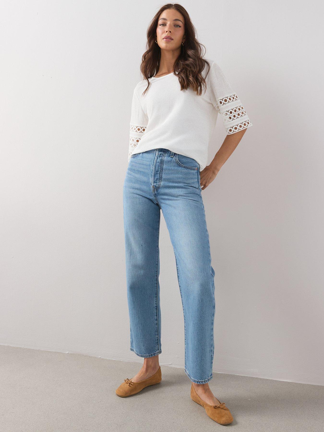 Image 6 of 6 of The Very Collection Textured Embroidered Short Sleeve Top - White