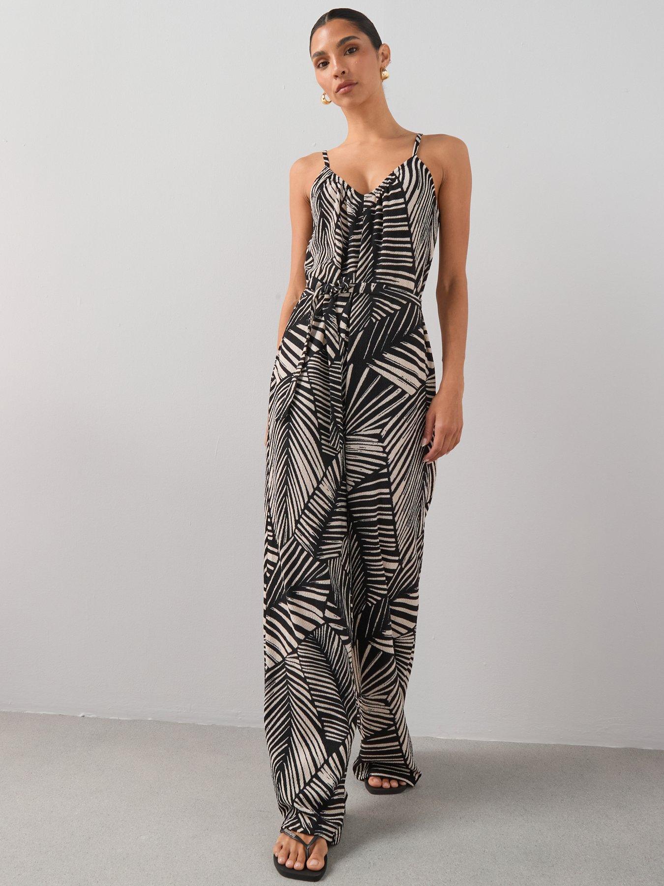 Image 4 of 7 of The Very Collection Textured Stretch Strappy Jumpsuit