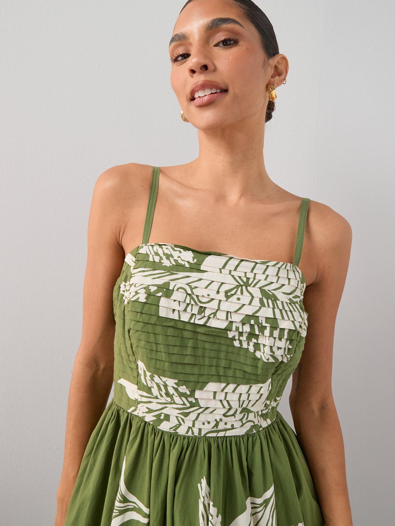 The Very Collection Pintuck Detail Puffball Midi Dress - Green | Littlewoods