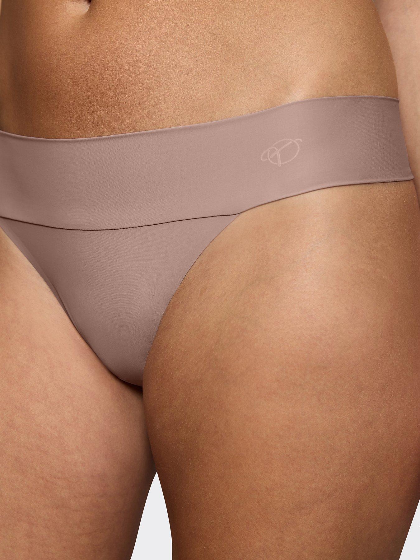  image of triumph-body-make-up-illusion-string-ex-brown