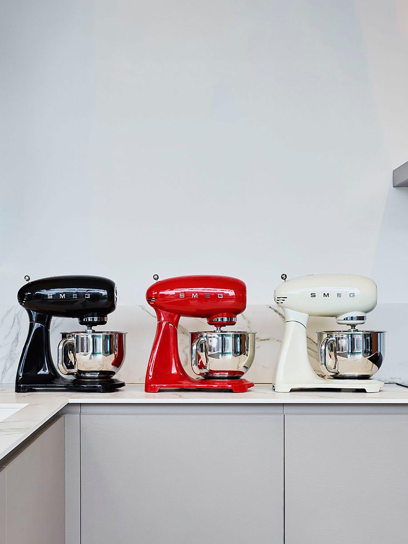 Image 6 of 6 of Smeg SMF03 Stand Mix Black