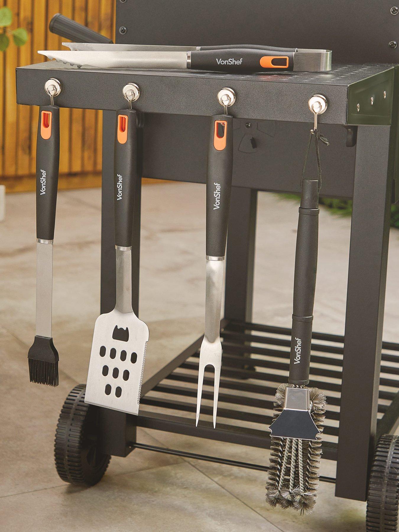 front image of vonhaus-5-piece-bbq-tool-set-with-nylon-case