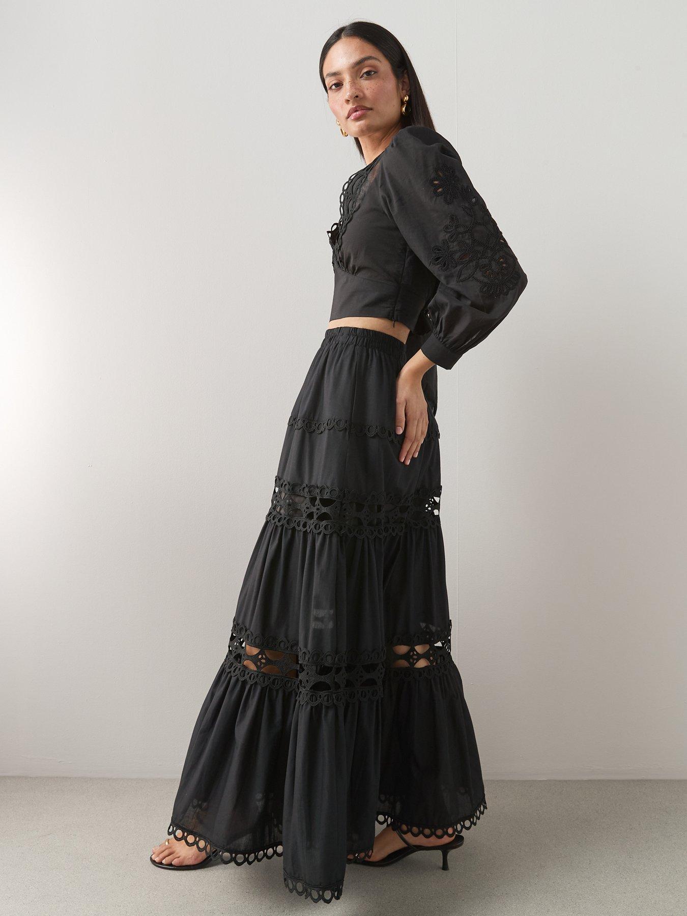 Image 6 of 6 of The Very Collection Maxi Broderie Skirt - Black