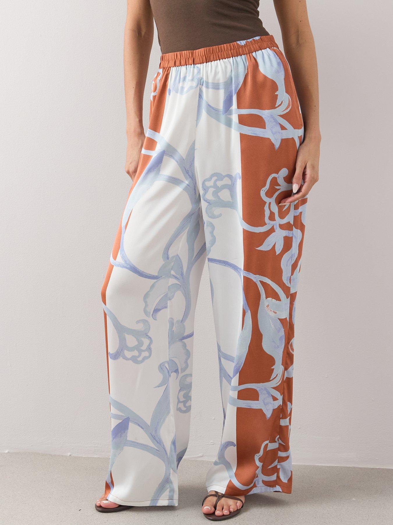 Image 4 of 7 of The Very Collection Printed Satin Wide Leg Trouser Co-ord - Multi