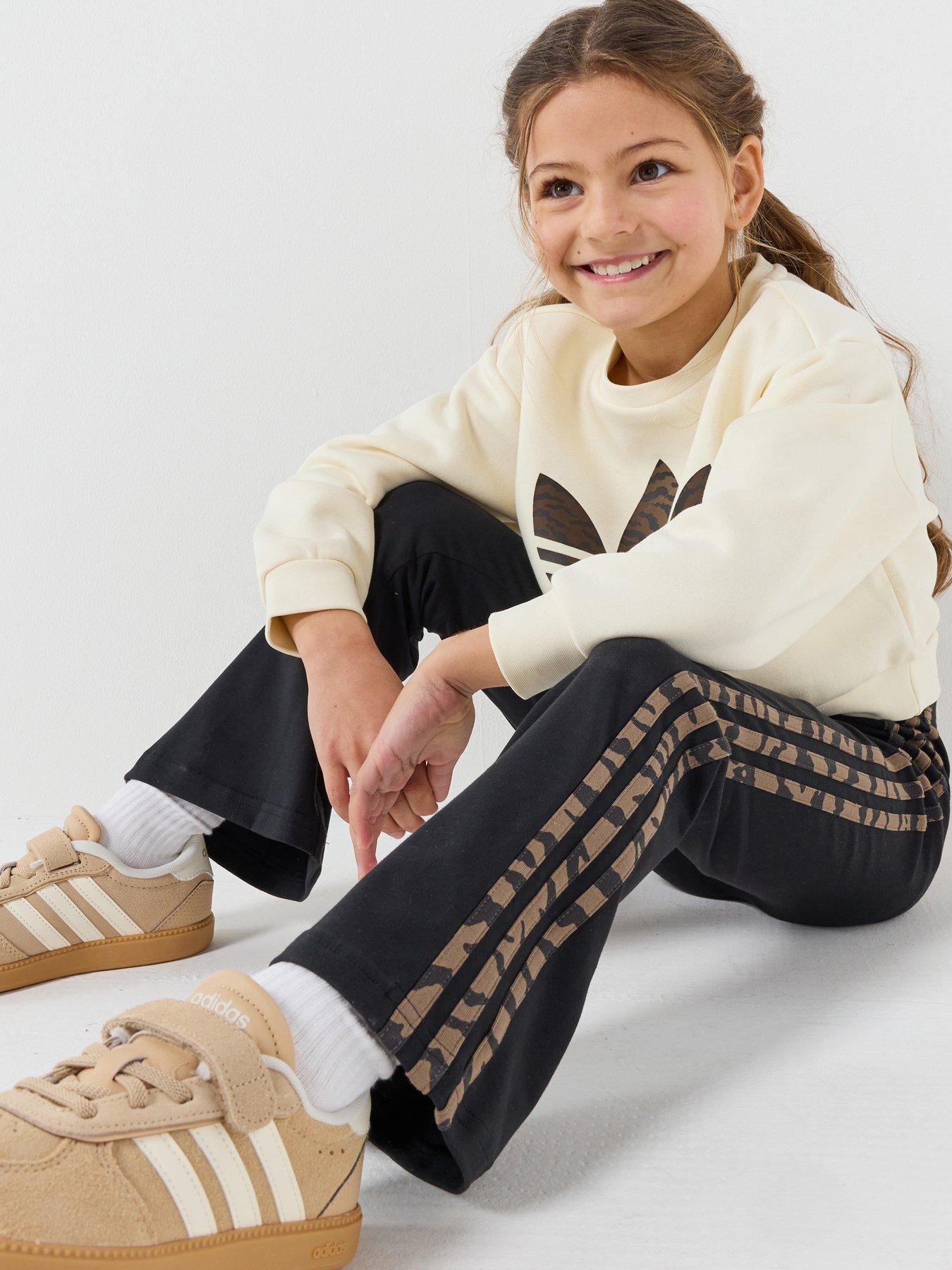 adidas-originals-kids-girls-boxy-crew-set-beige
