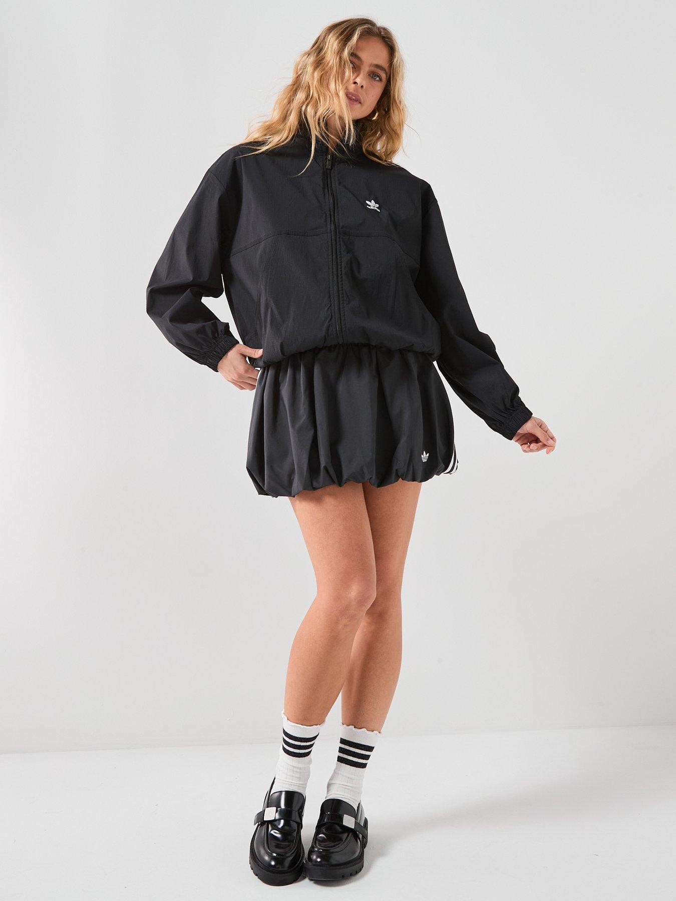 Image 3 of 6 of adidas Originals Womens Essentials Cropped Woven Windbreaker - Black