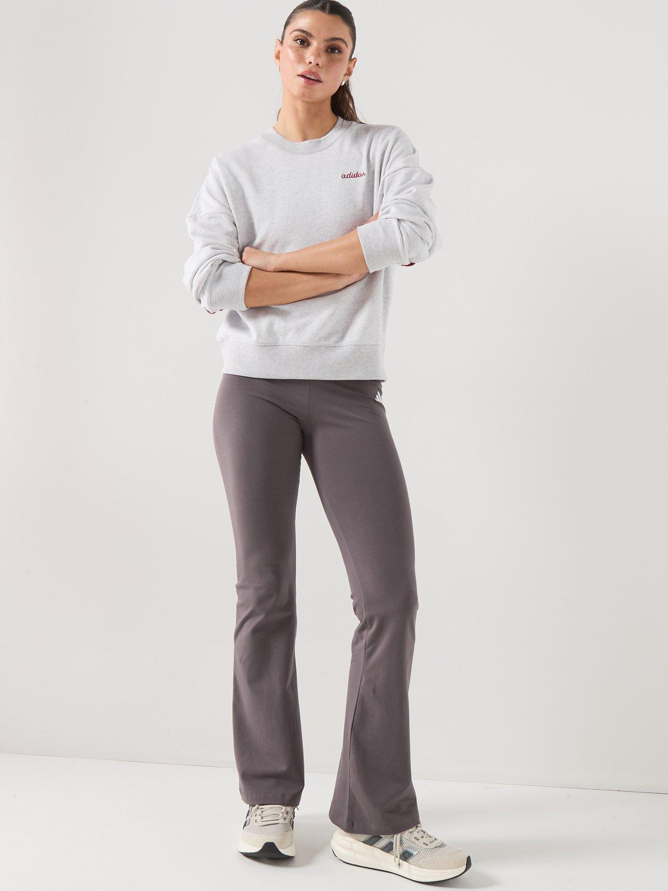 Image 3 of 6 of adidas Sportswear Women's Seasonal Essentials Colourpop Sweatshirt With Embroidered Graphic - Grey
