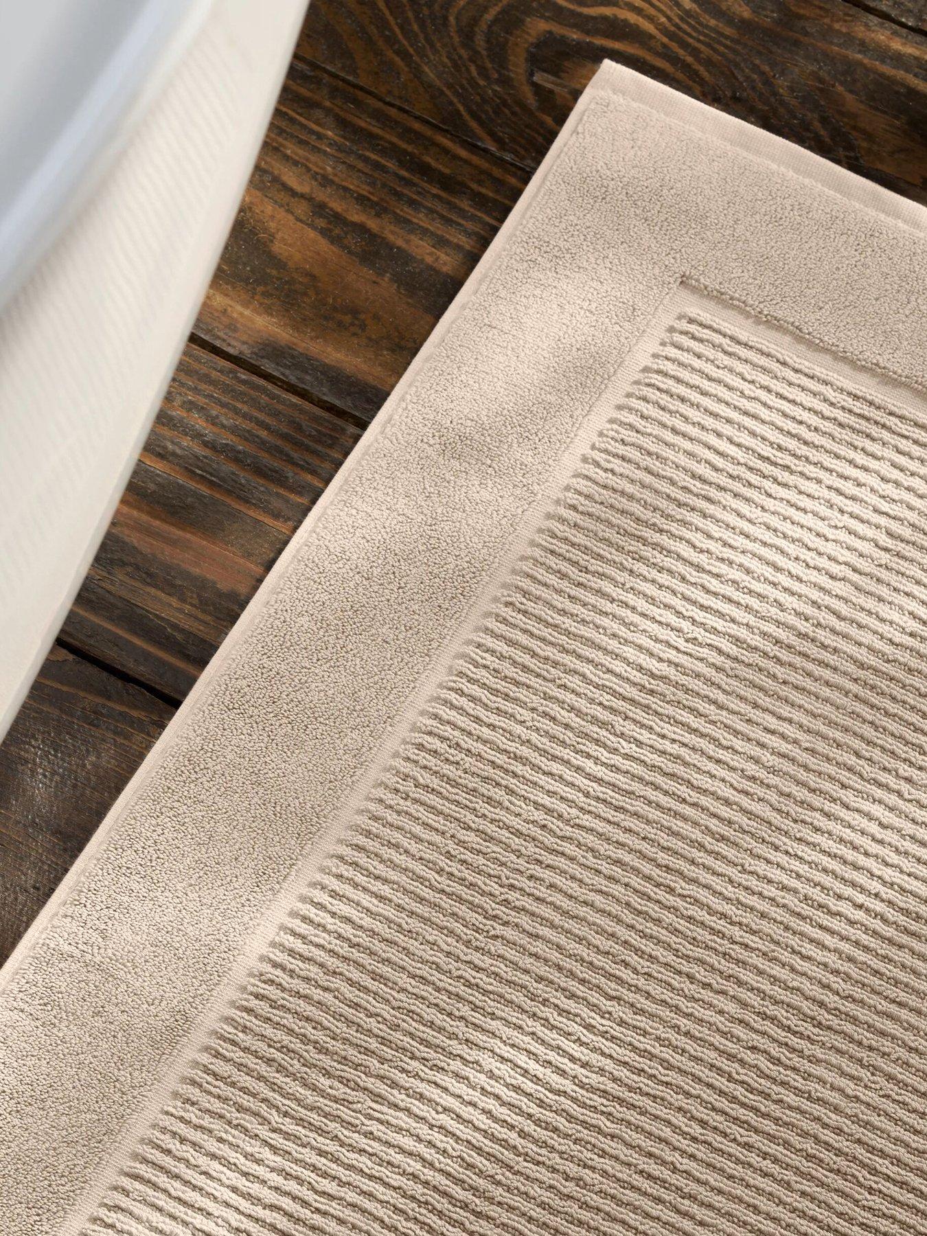 Image 3 of 3 of Christy Supreme Hygro Bath Mat