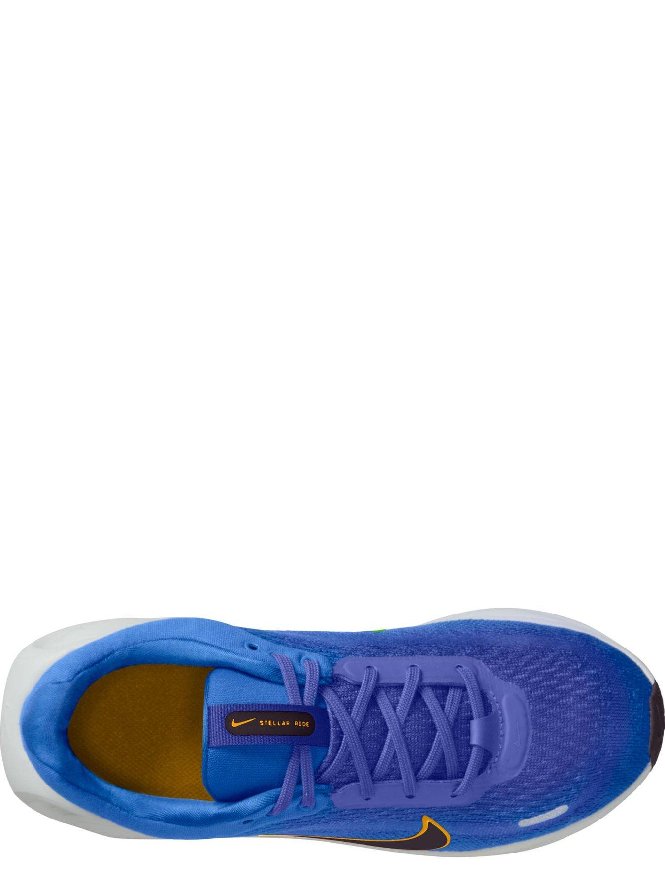 outfit image of nike-junior-stellar-ride-trainers-blue