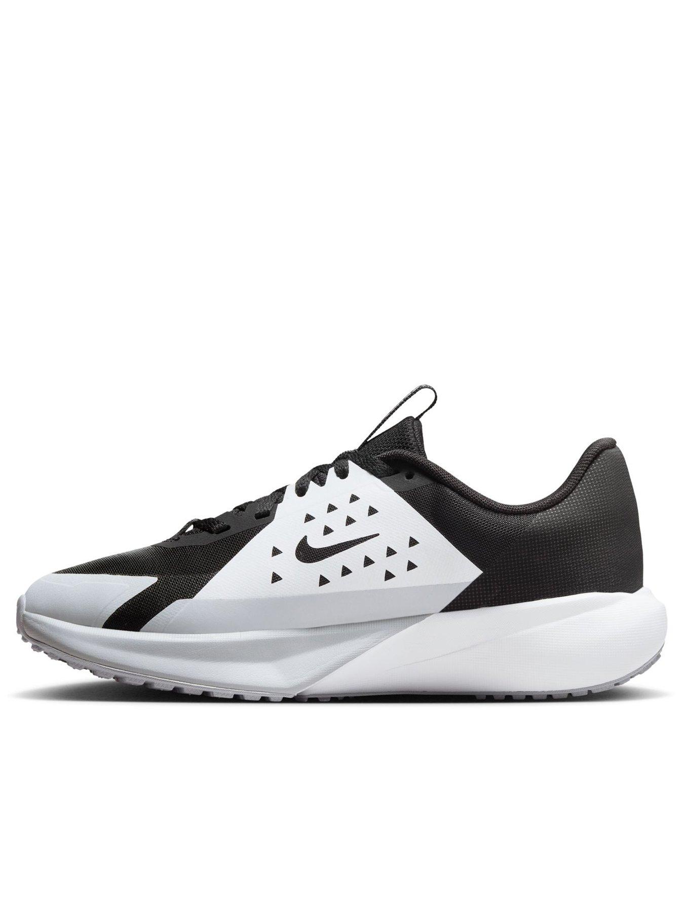  image of nike-junior-sonic-fly-trainers-black