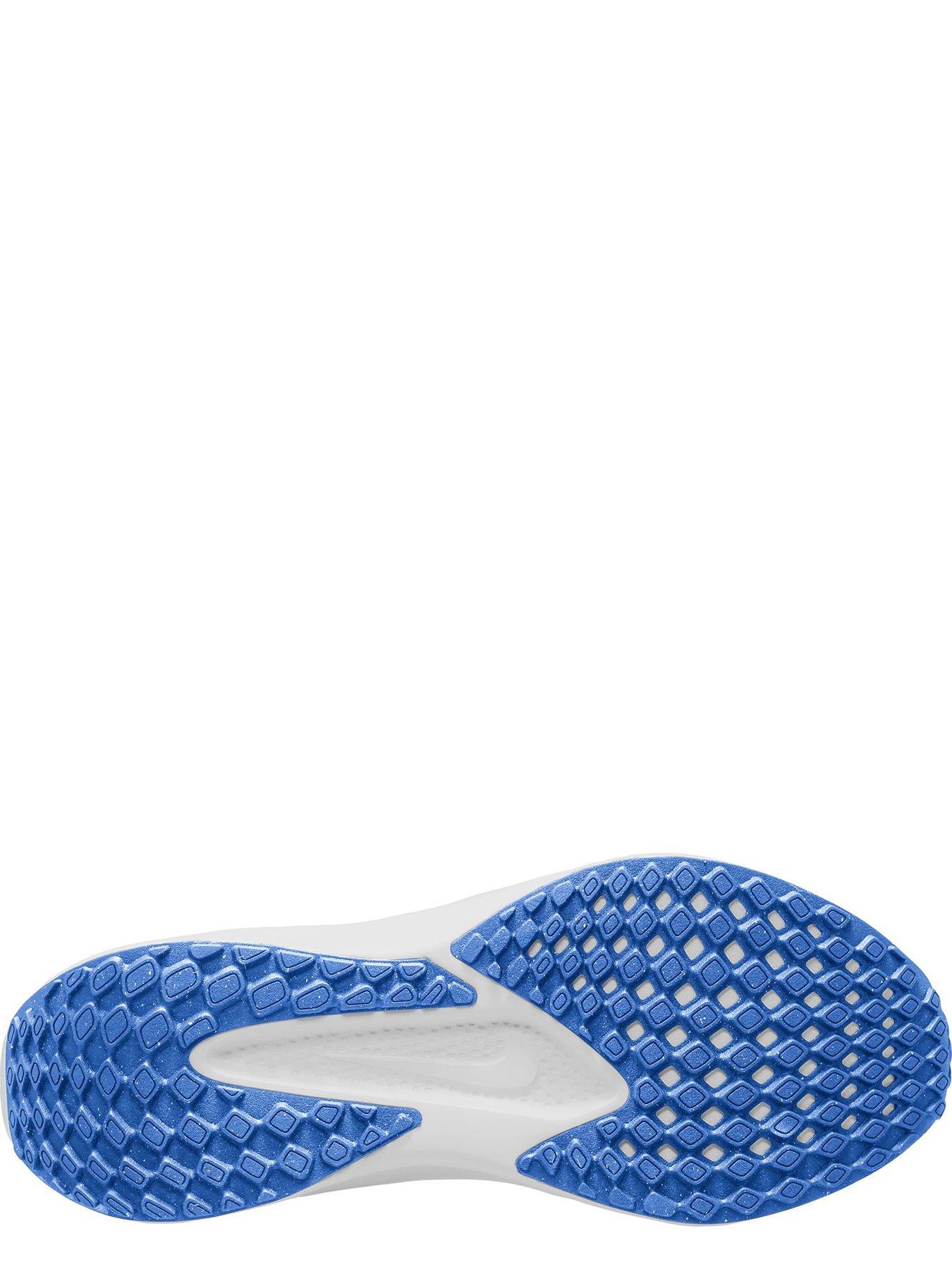  image of nike-mens-running-quest-6-trainers-white